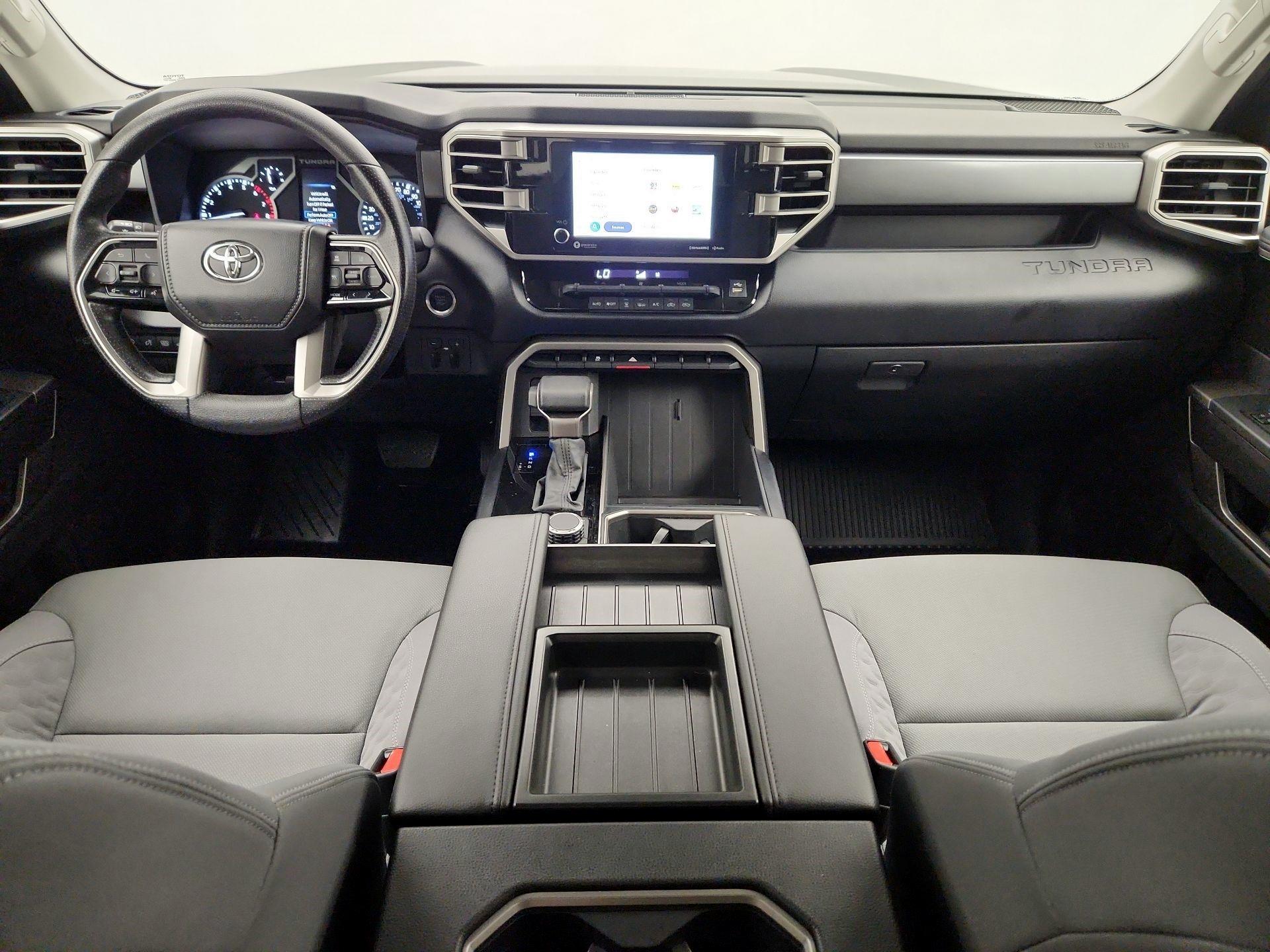 Thumbnail: 2024 Toyota Tundra - 9