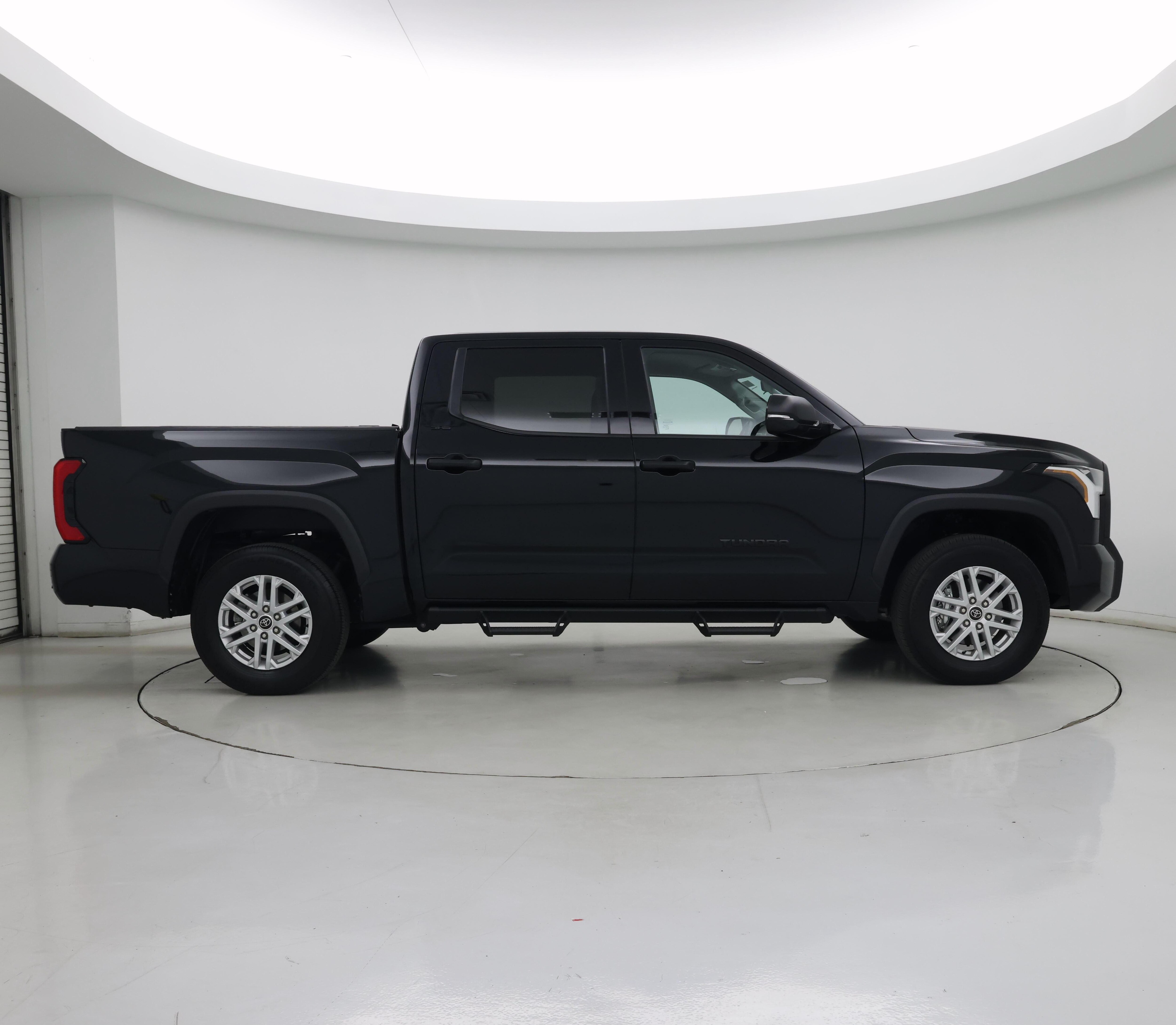 Thumbnail: 2024 Toyota Tundra - 7