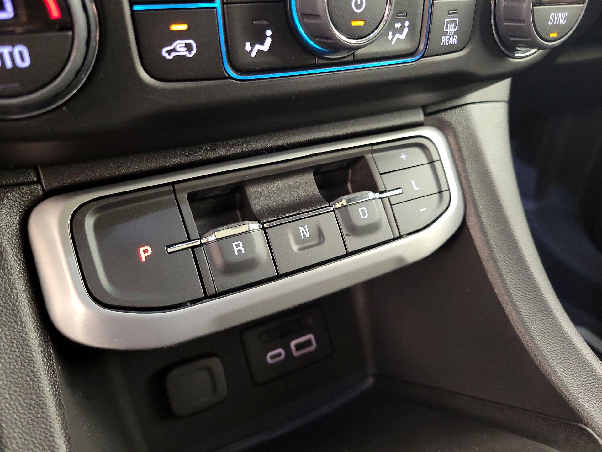 Thumbnail: 2022 GMC Acadia - 18