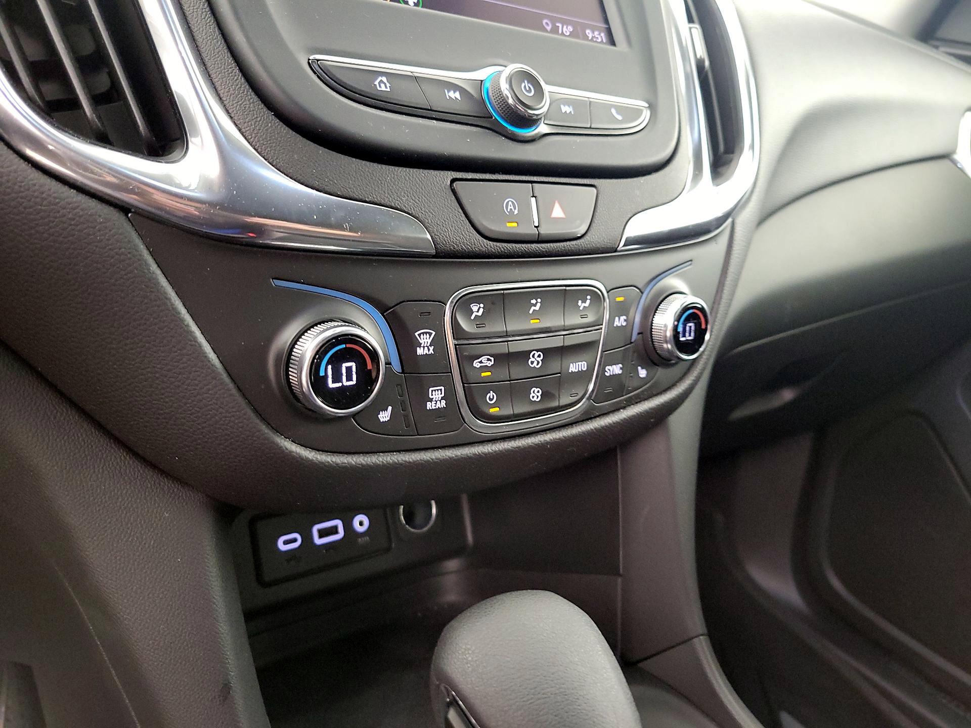 Thumbnail: 2022 Chevrolet Equinox - 16