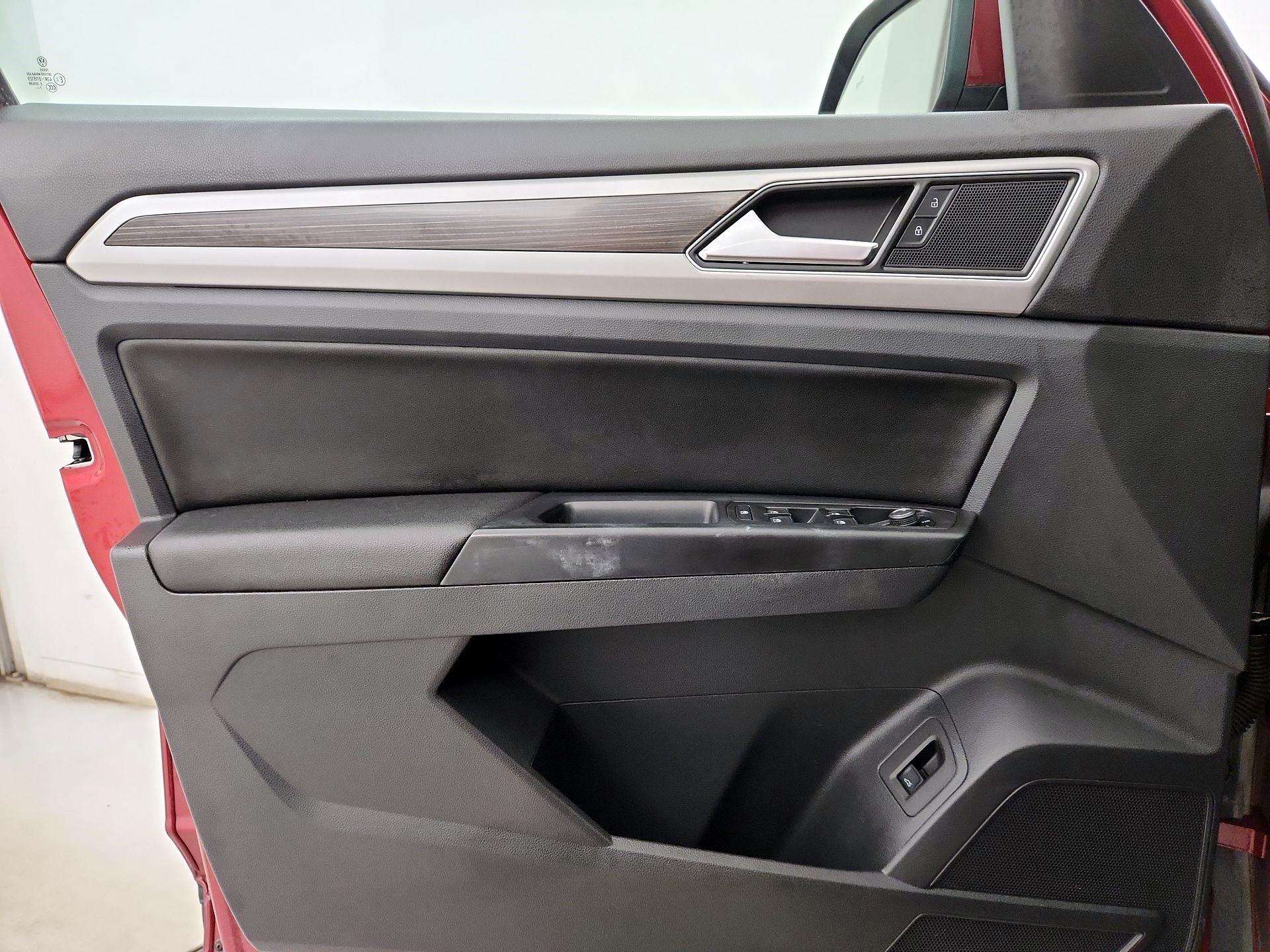 Thumbnail: 2018 Volkswagen Atlas - 12