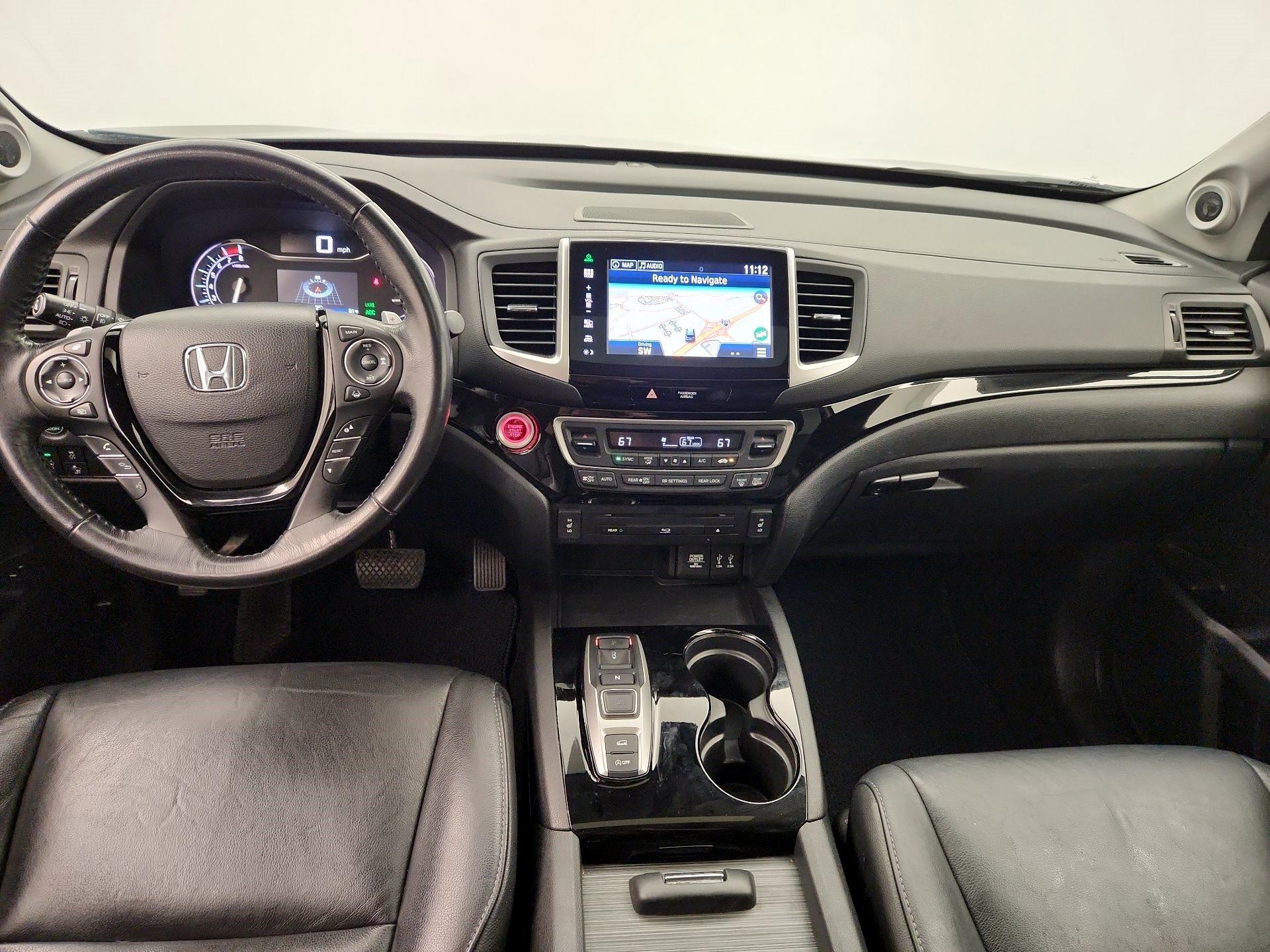 Thumbnail: 2016 Honda Pilot - 9