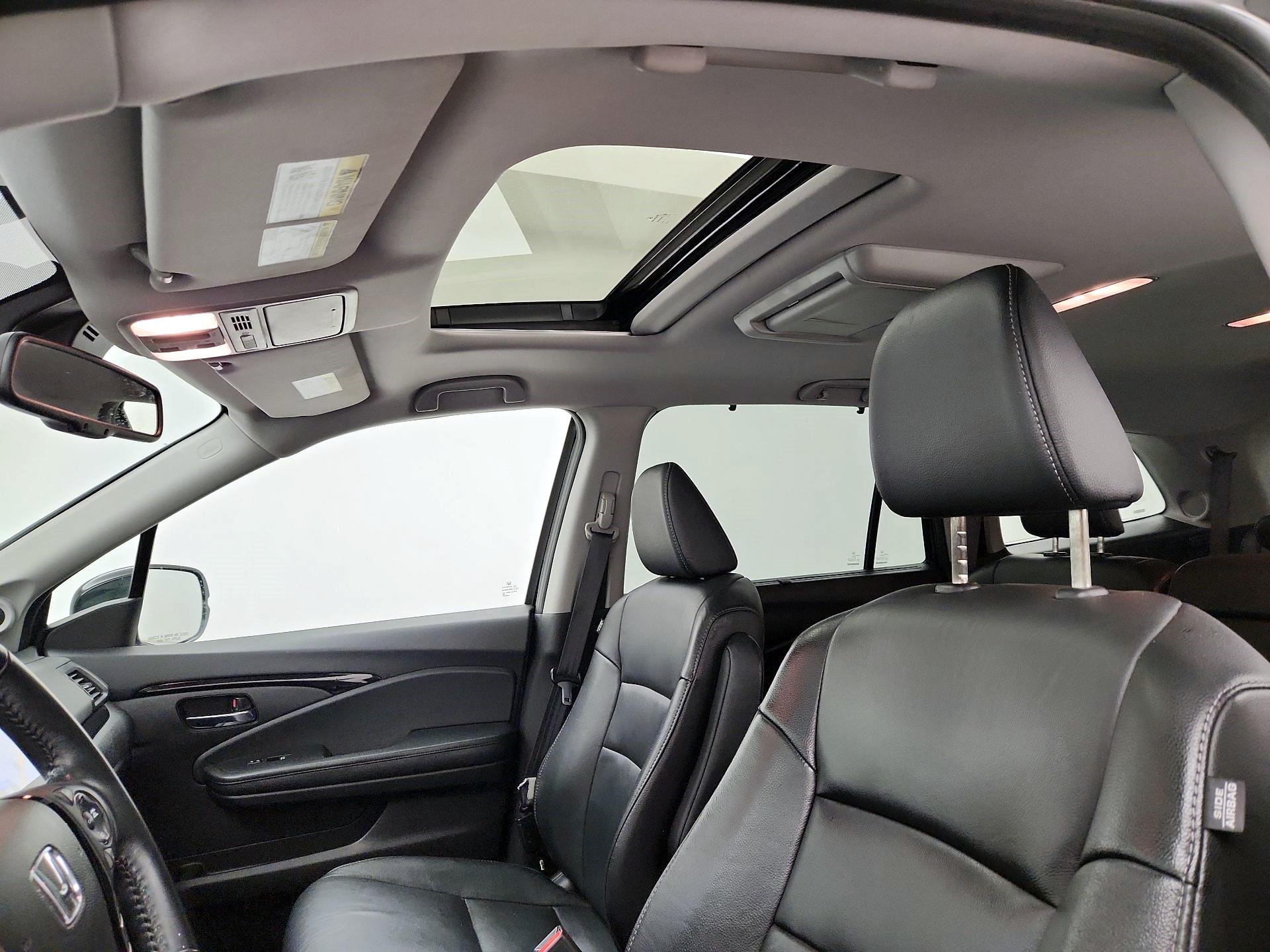 Thumbnail: 2016 Honda Pilot - 20