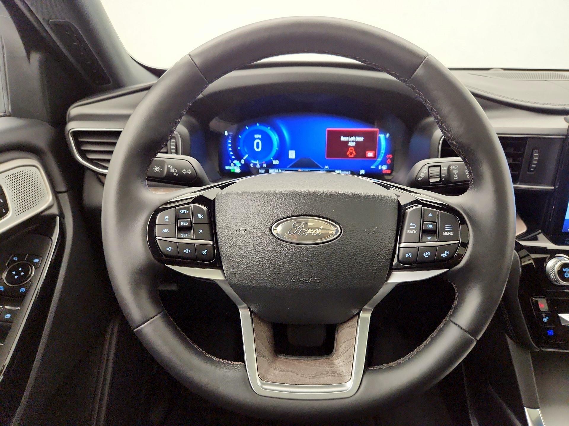 Thumbnail: 2023 Ford Explorer - 10