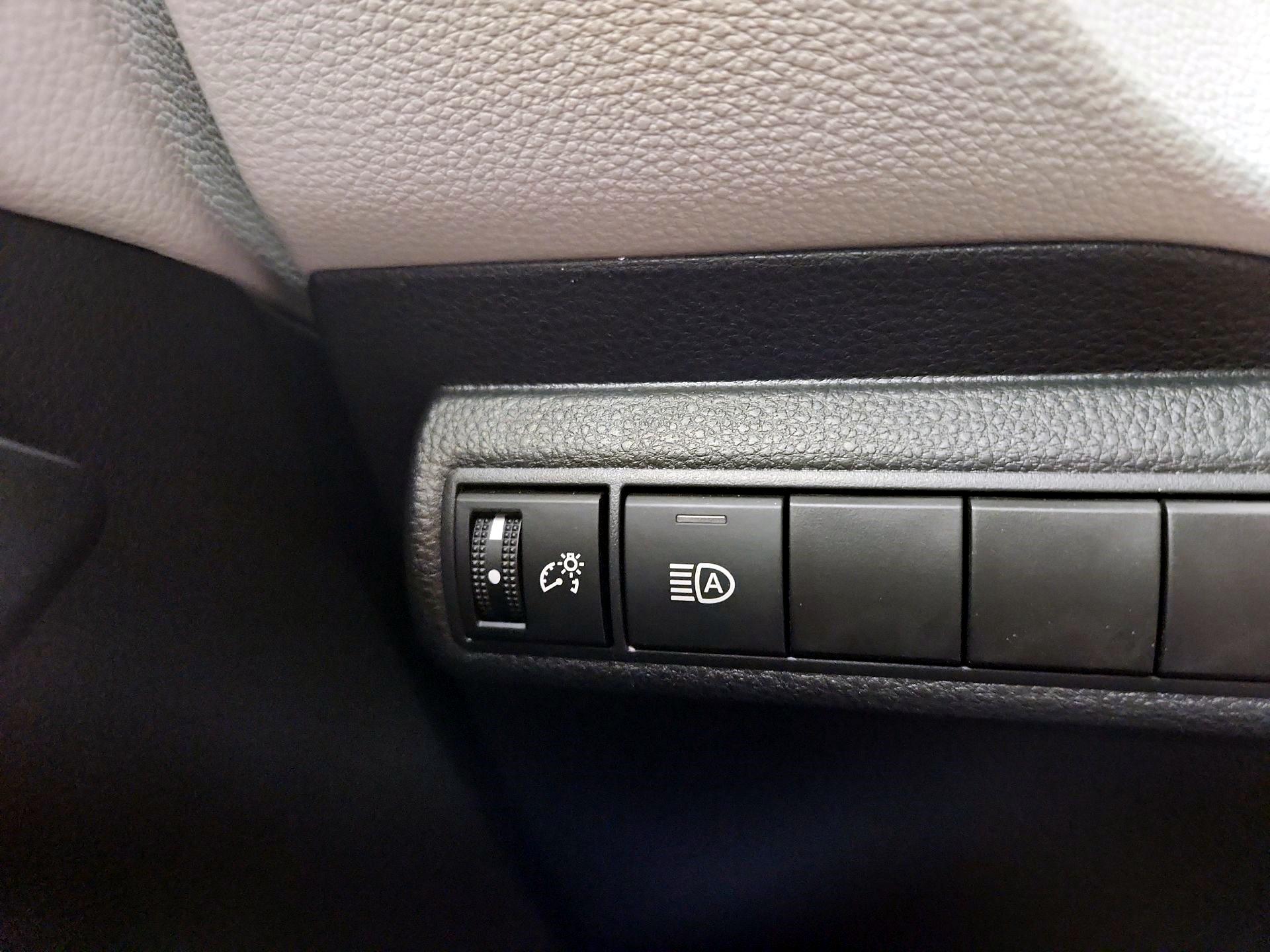 Thumbnail: 2024 Toyota Corolla - 13