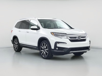 White 2022 Honda Pilot Touring