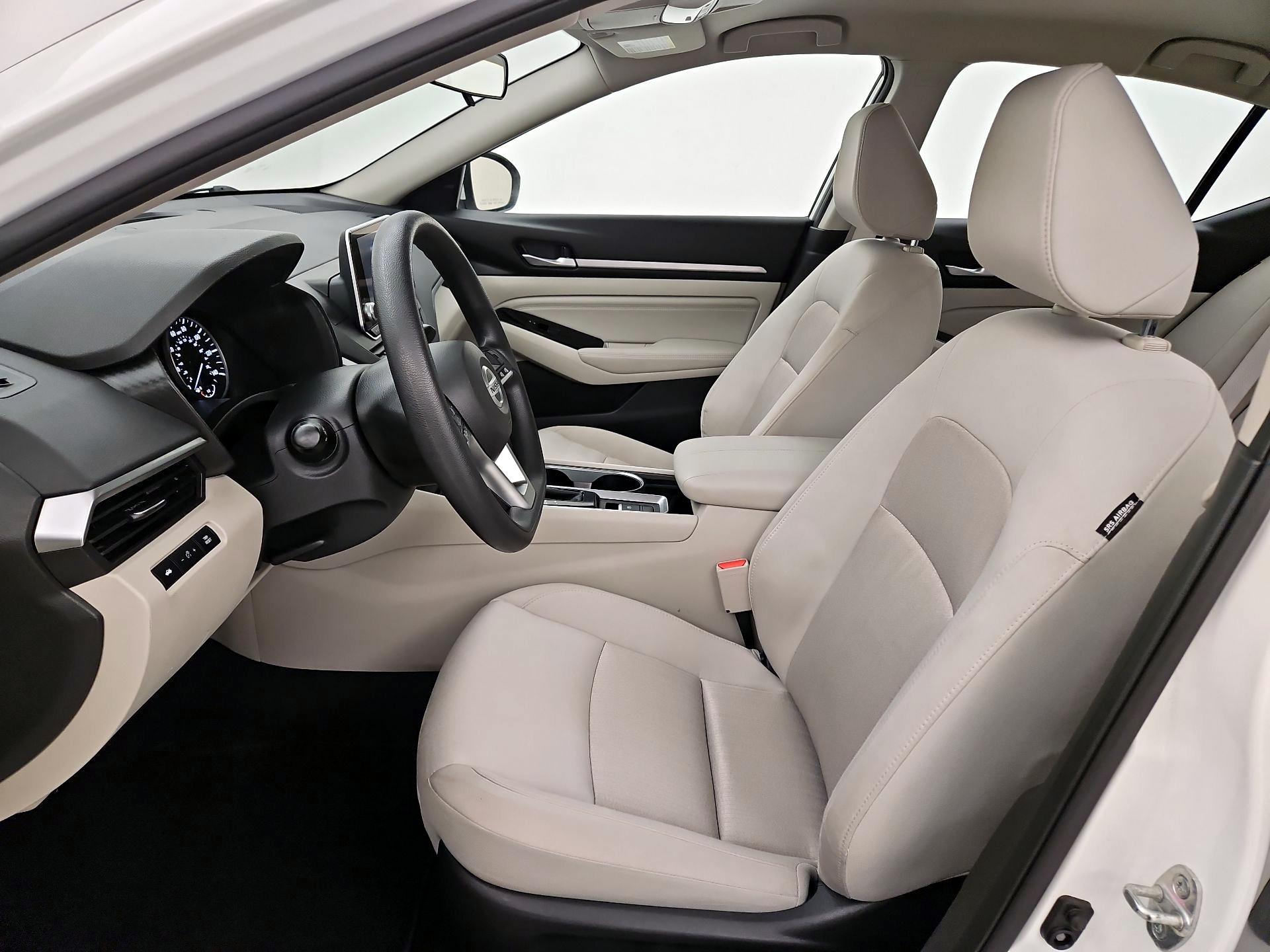 Thumbnail: 2021 Nissan Altima - 11