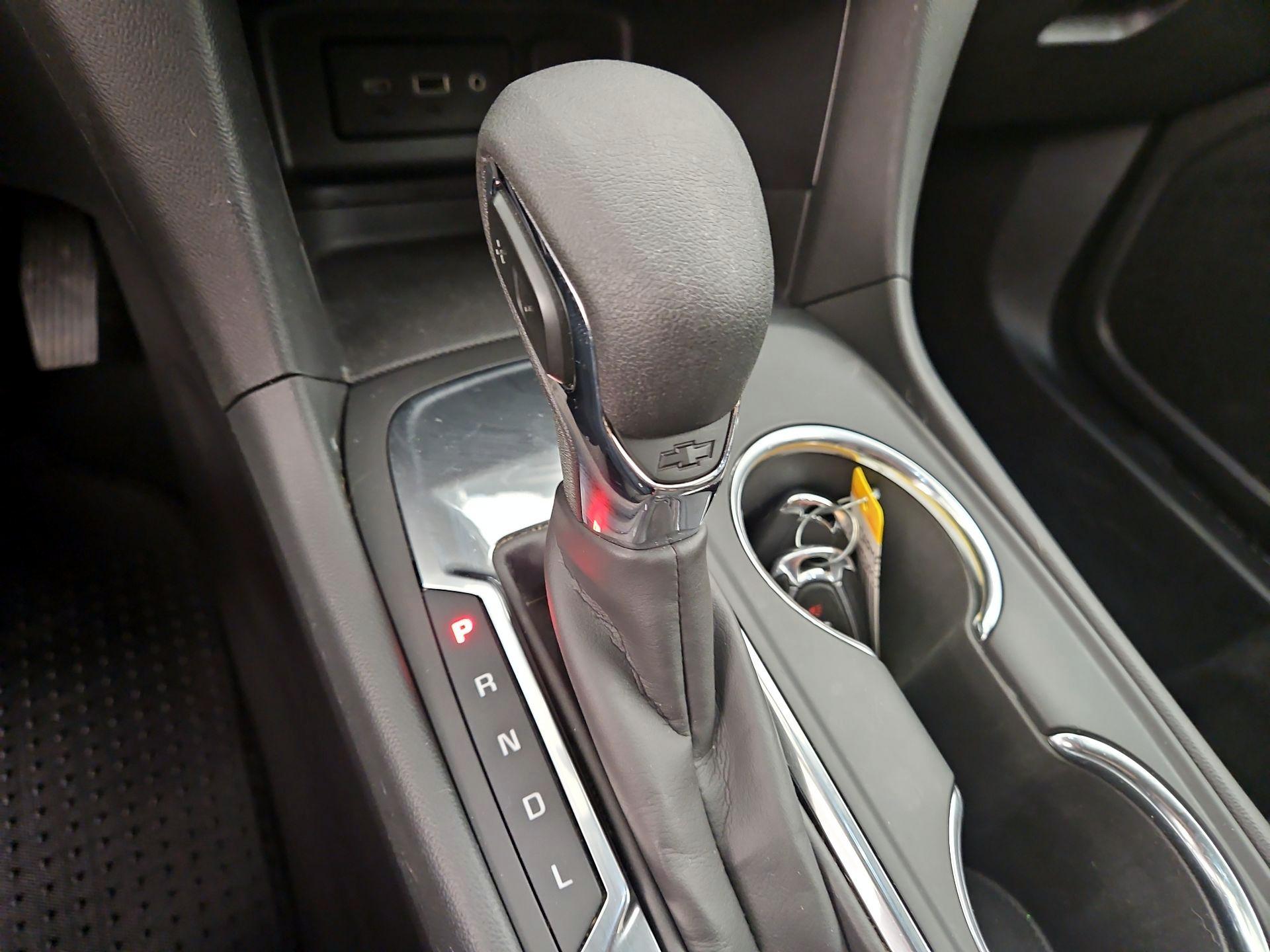 Thumbnail: 2023 Chevrolet Equinox - 17