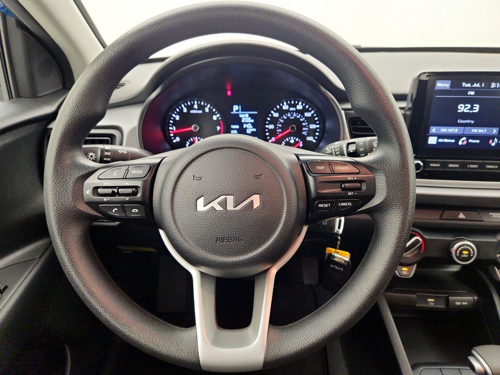 Thumbnail: 2022 Kia Rio5 - 10