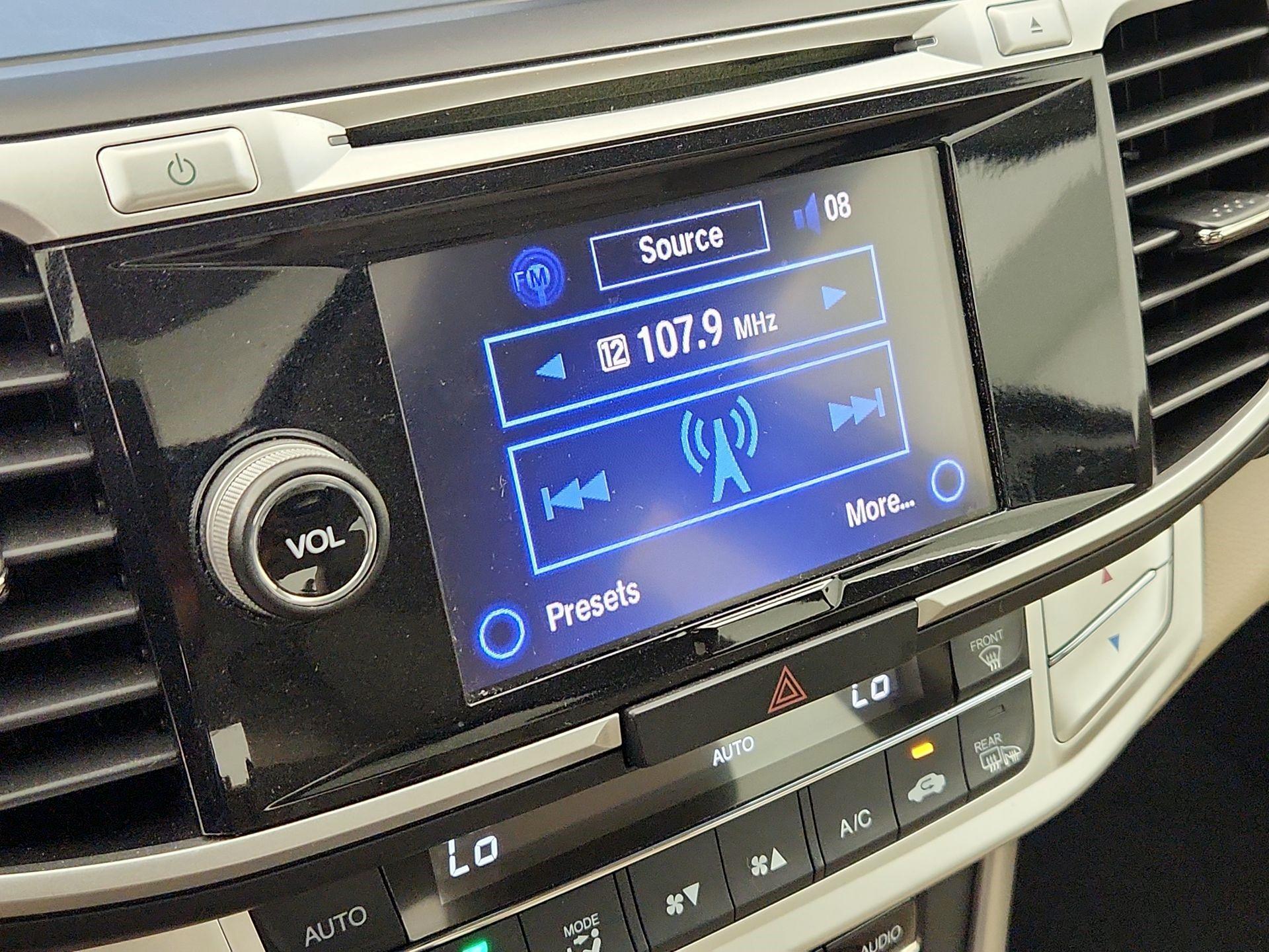 Thumbnail: 2013 Honda Accord - 16