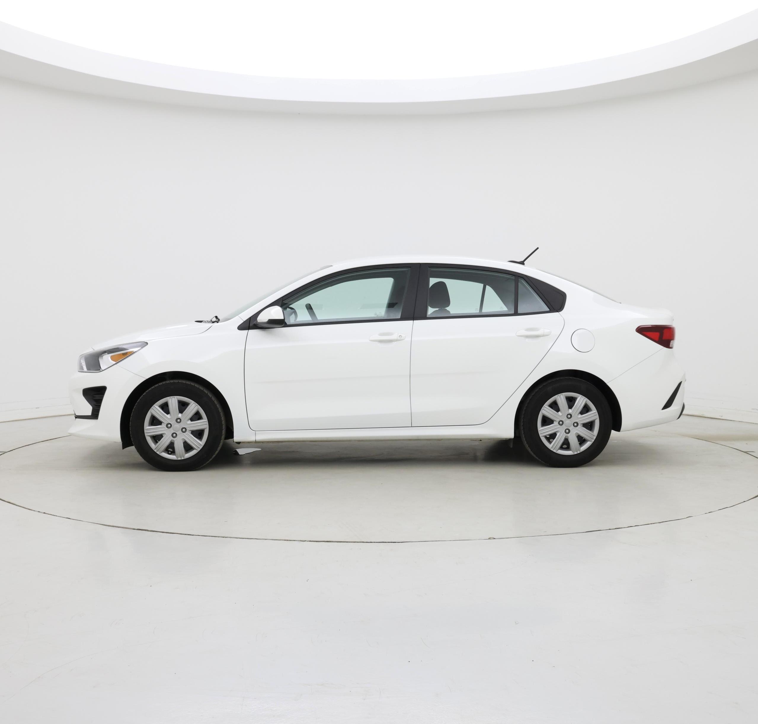 Thumbnail: 2023 Kia Rio - 3