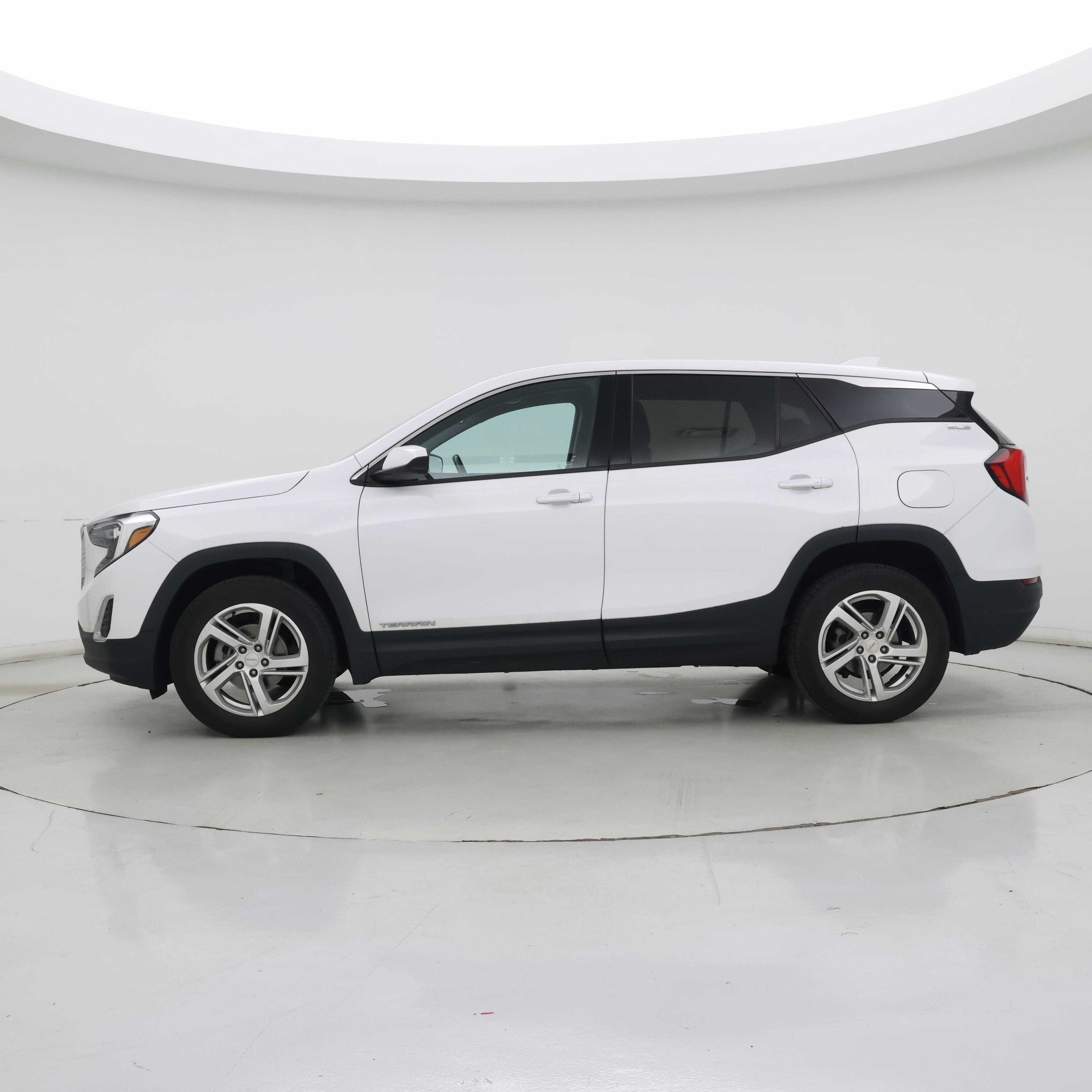 Thumbnail: 2018 GMC Terrain - 3