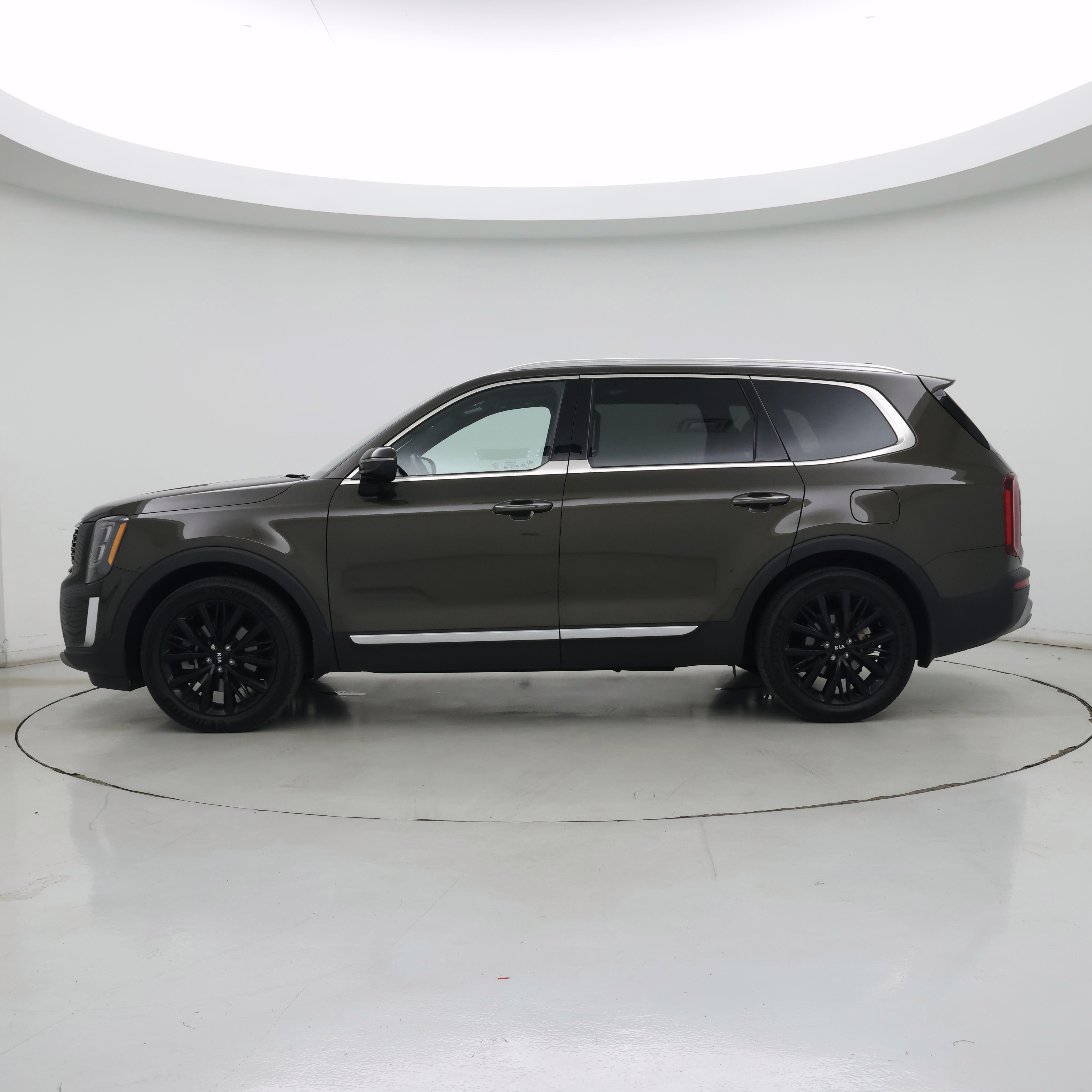 Thumbnail: 2020 Kia Telluride - 3