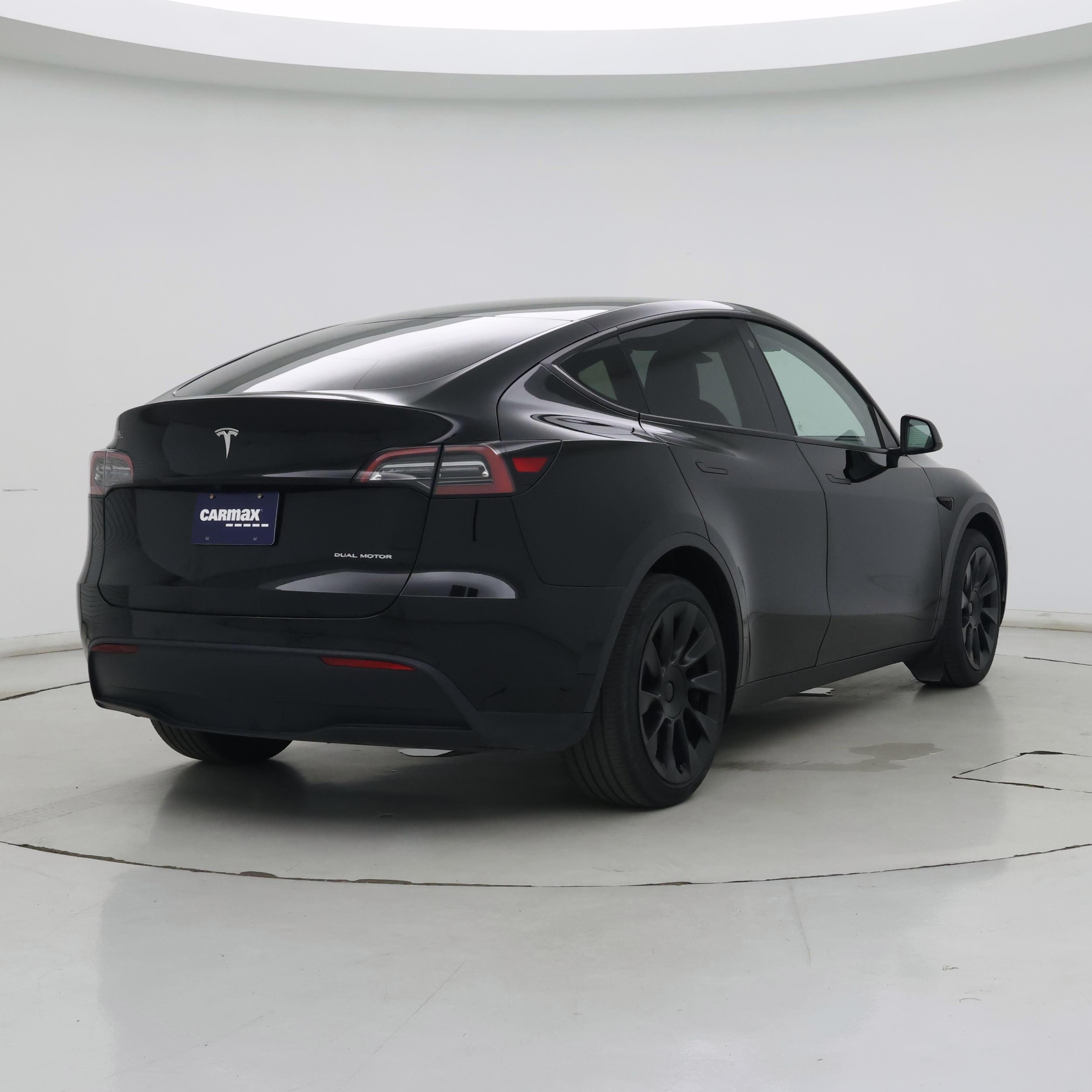 Thumbnail: 2022 Tesla Model Y - 8