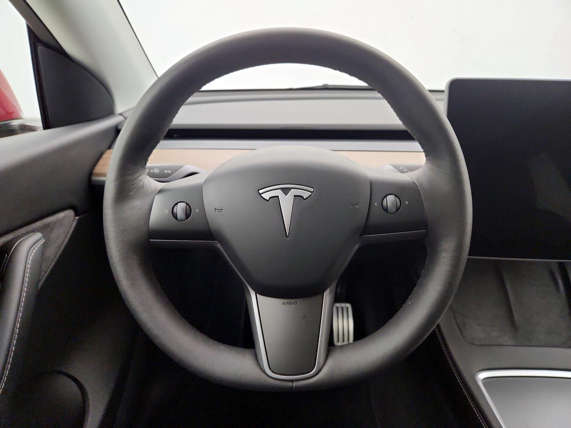 Thumbnail: 2022 Tesla Model Y - 10
