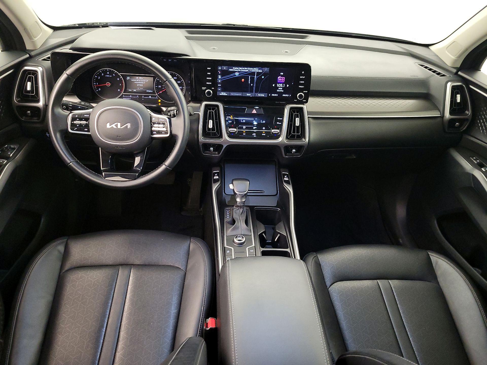 Thumbnail: 2022 Kia Sorento - 9