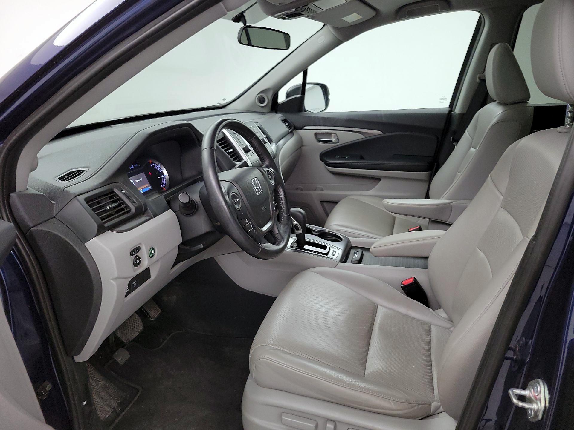 Thumbnail: 2019 Honda Ridgeline - 11
