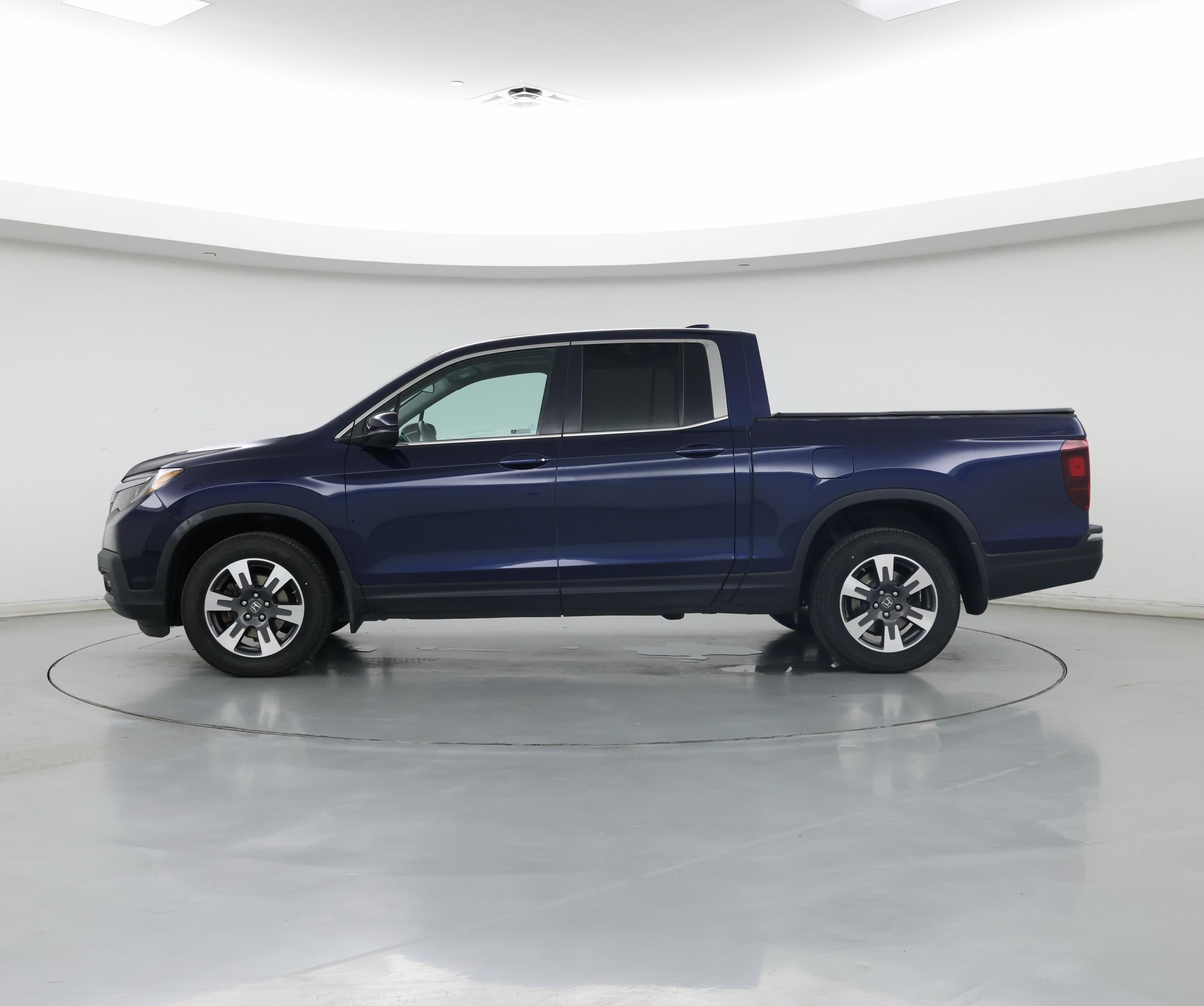Thumbnail: 2019 Honda Ridgeline - 3