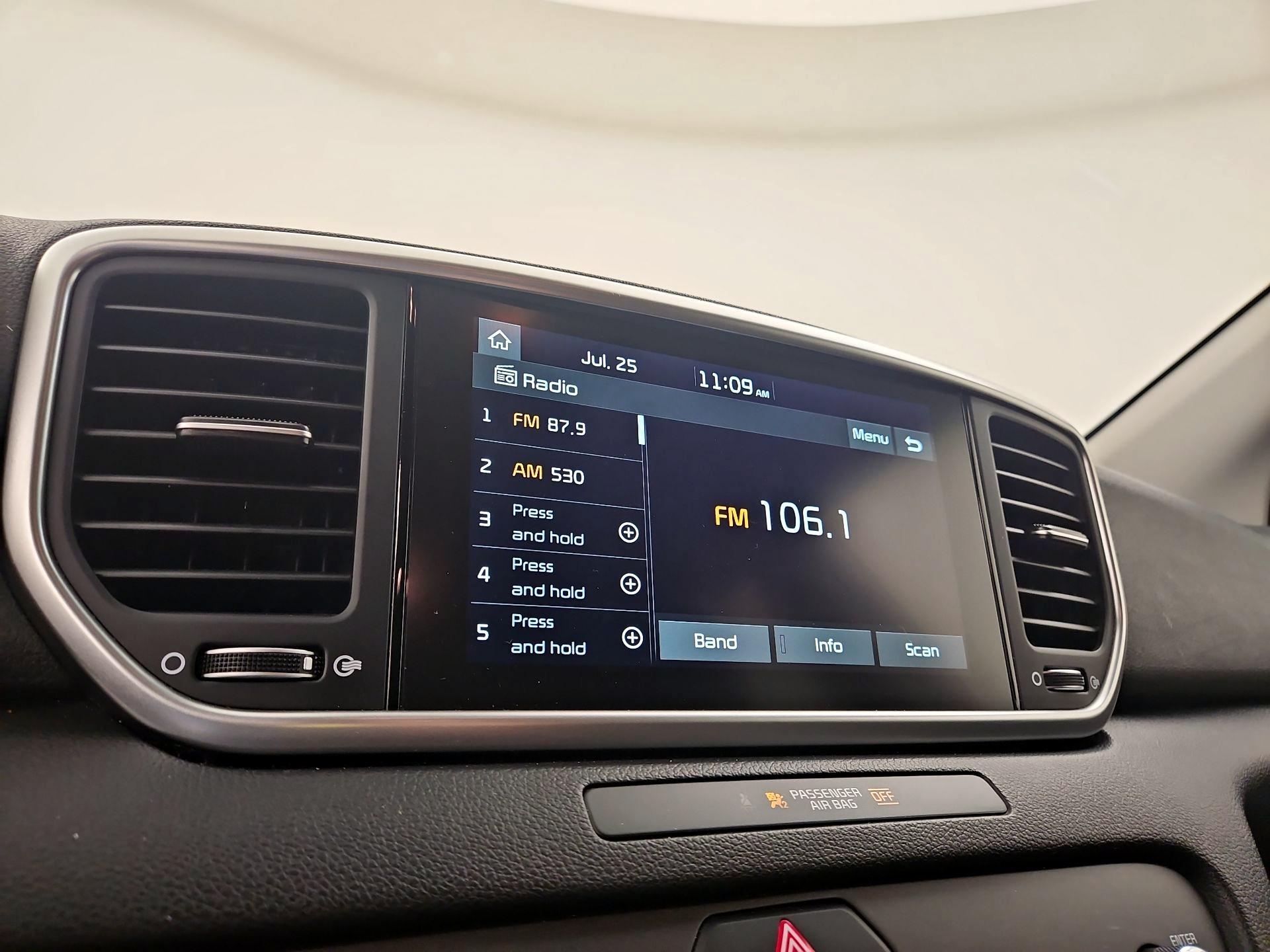 Thumbnail: 2020 Kia Sportage - 15