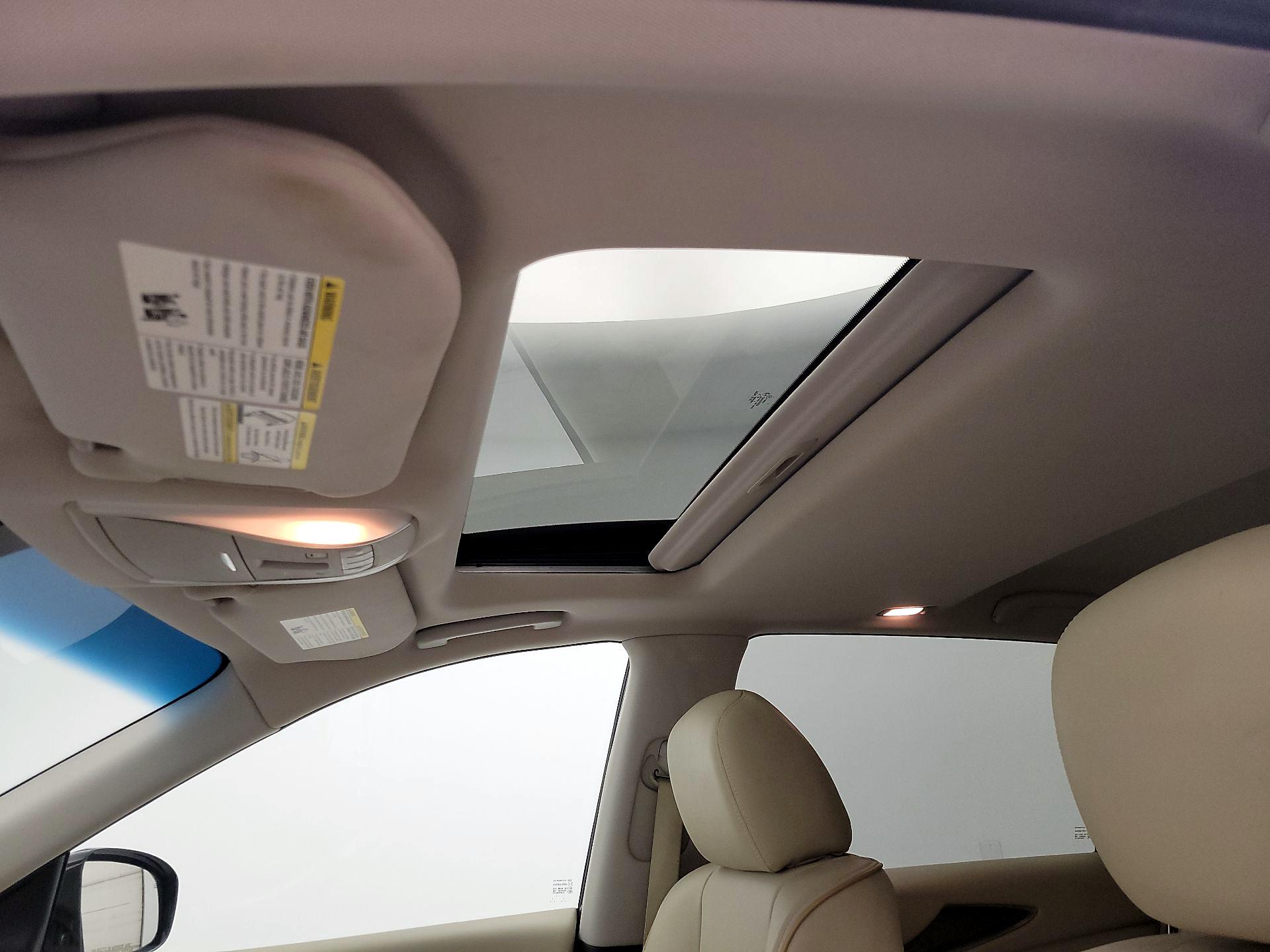 Thumbnail: 2015 INFINITI QX60 - 19