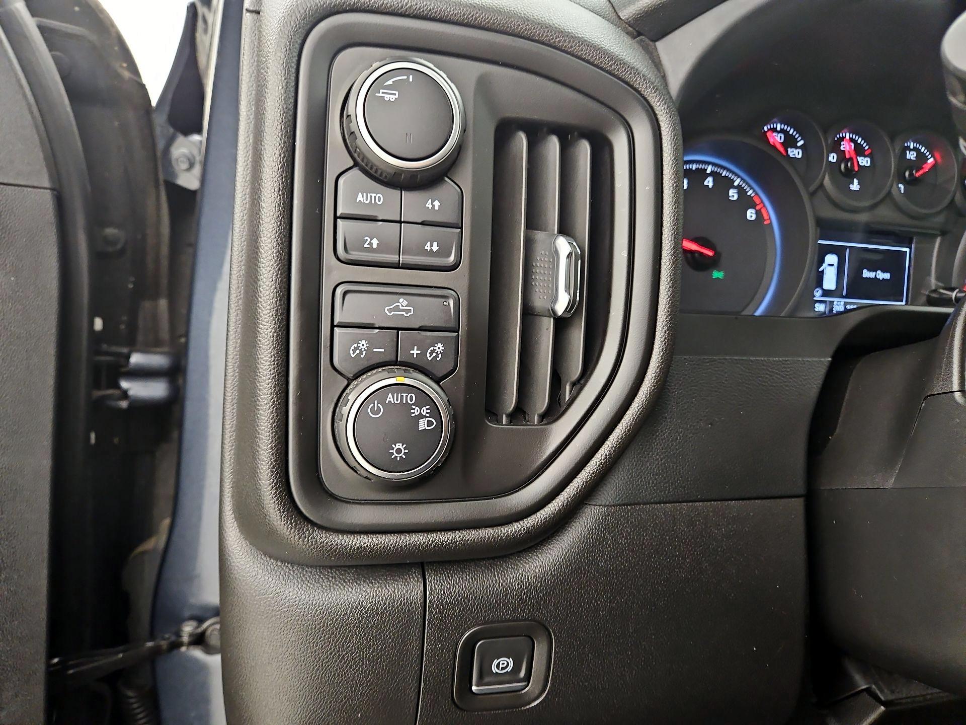 Thumbnail: 2022 Chevrolet Silverado 1500 - 13