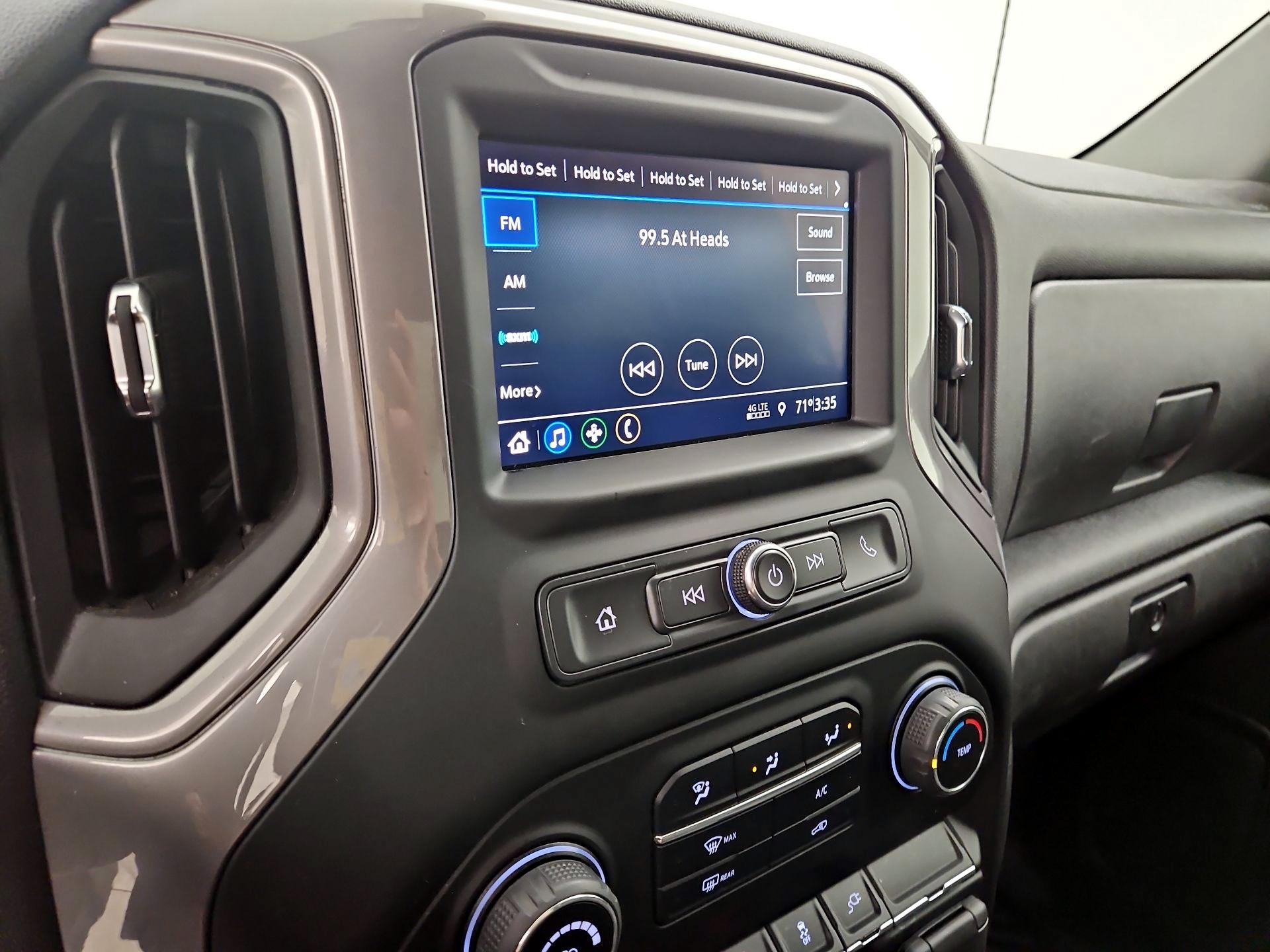 Thumbnail: 2022 Chevrolet Silverado 1500 - 15