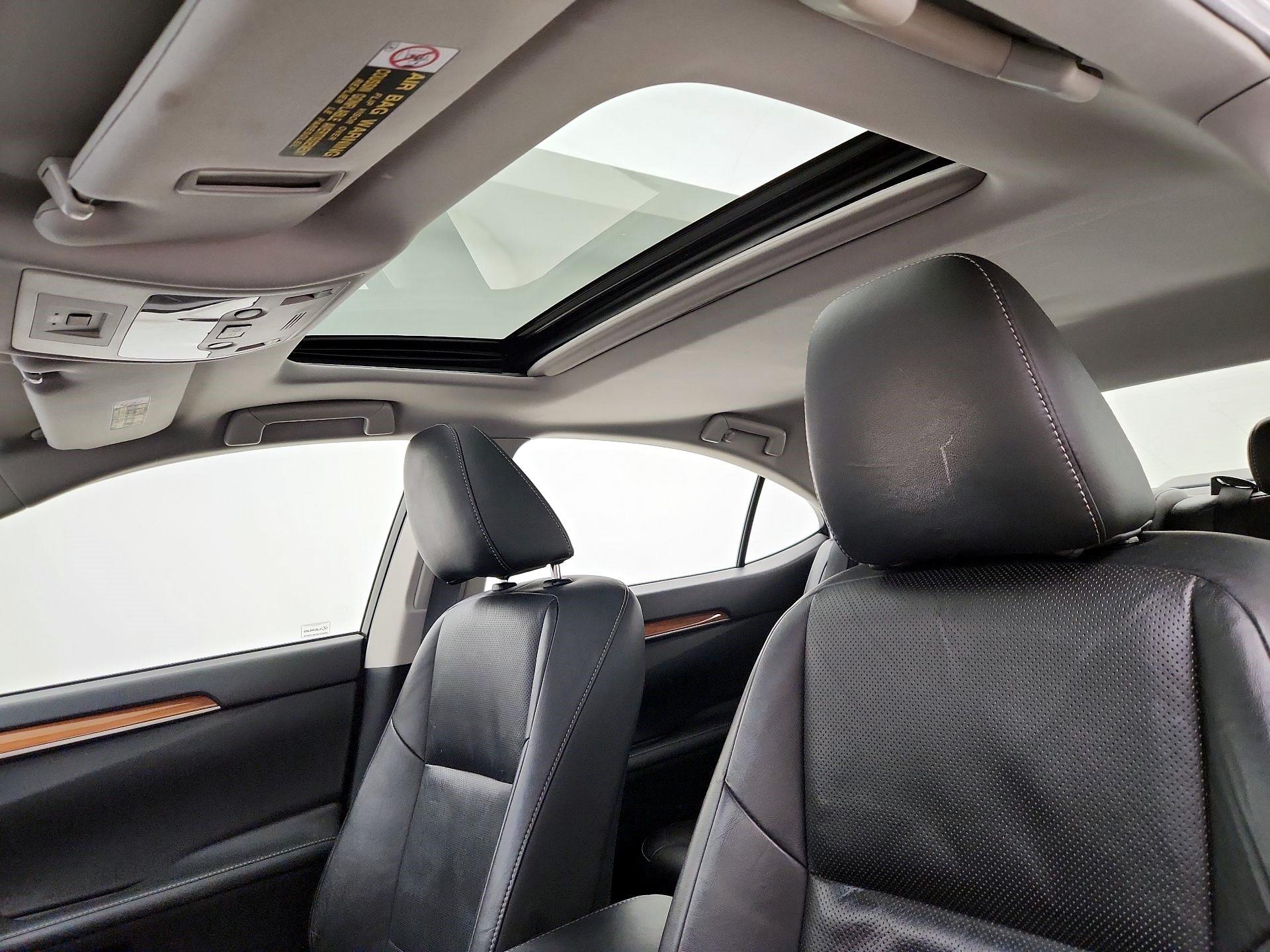 Thumbnail: 2014 Lexus ES - 20