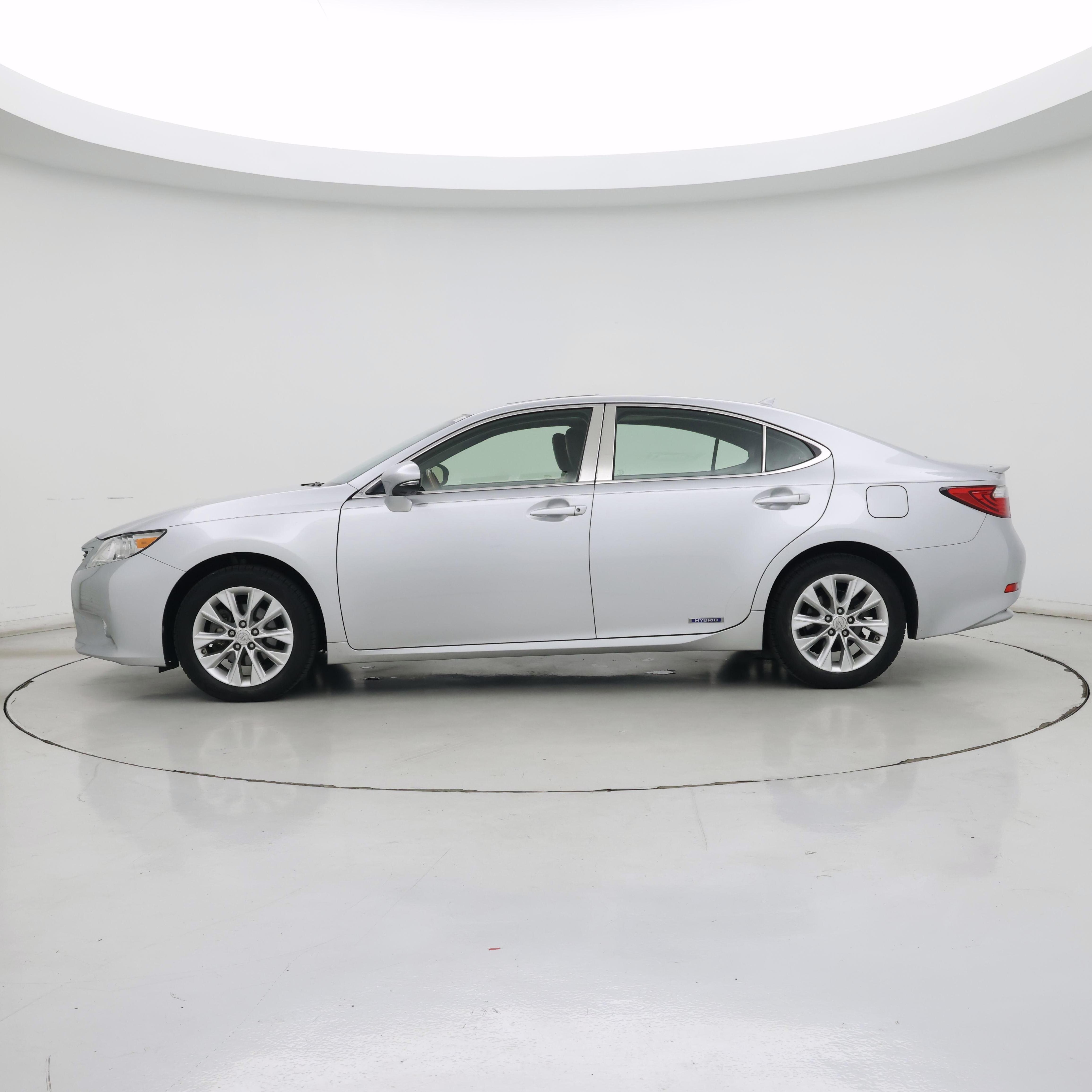 Thumbnail: 2014 Lexus ES - 3
