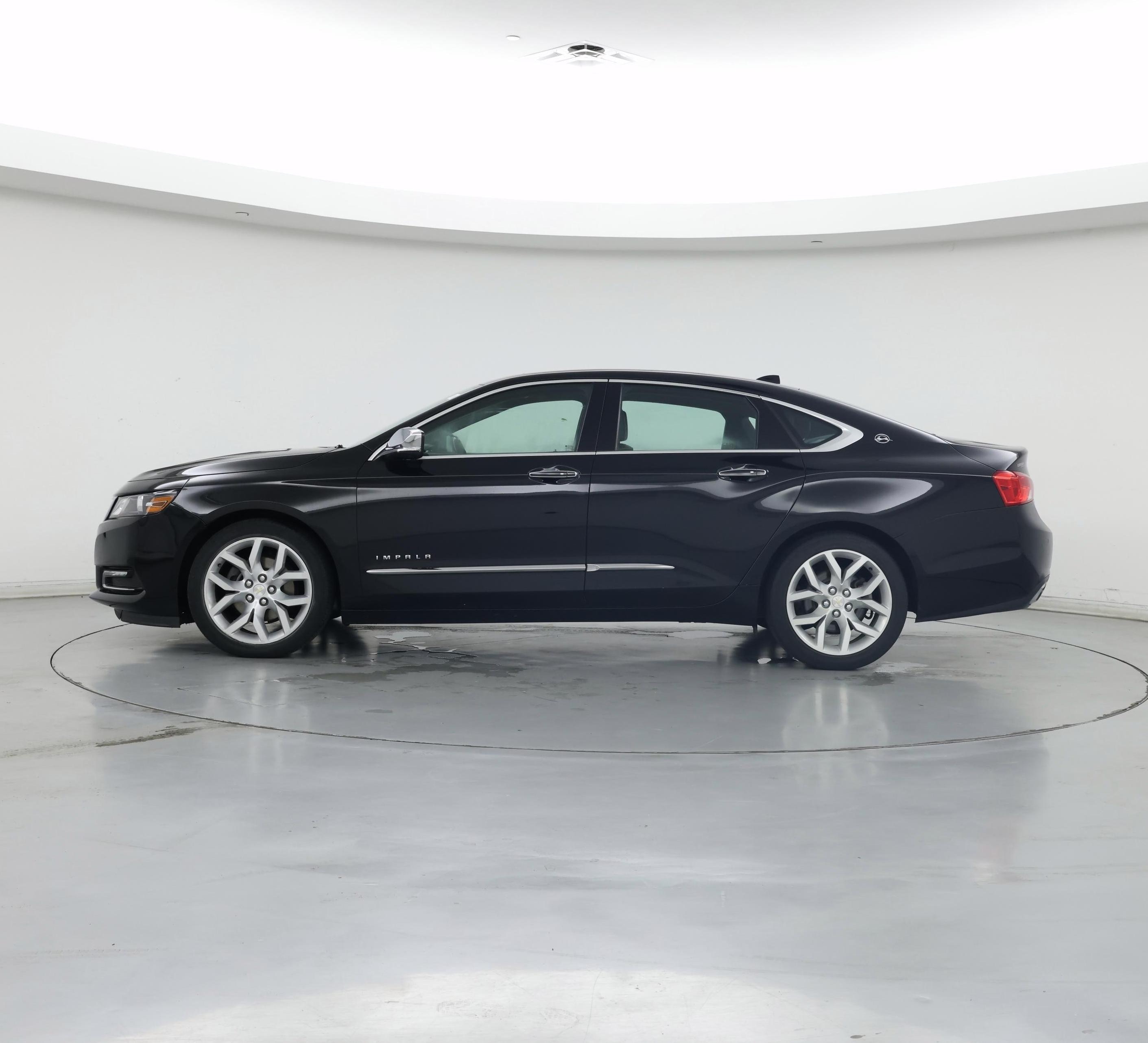 Thumbnail: 2014 Chevrolet Impala - 3