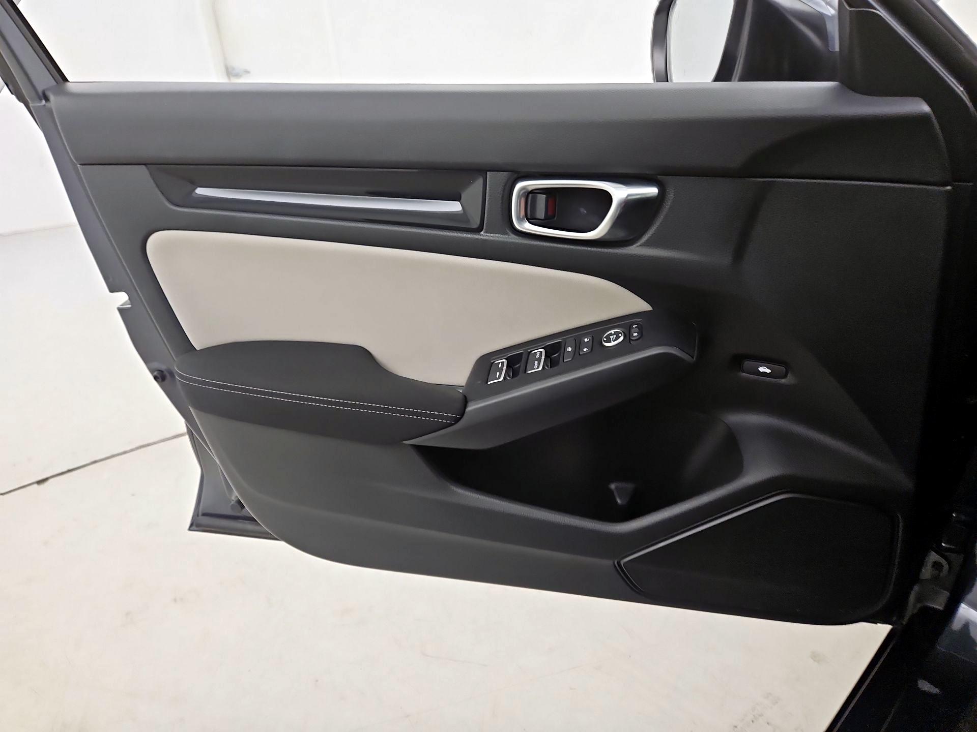 Thumbnail: 2024 Honda Civic - 12