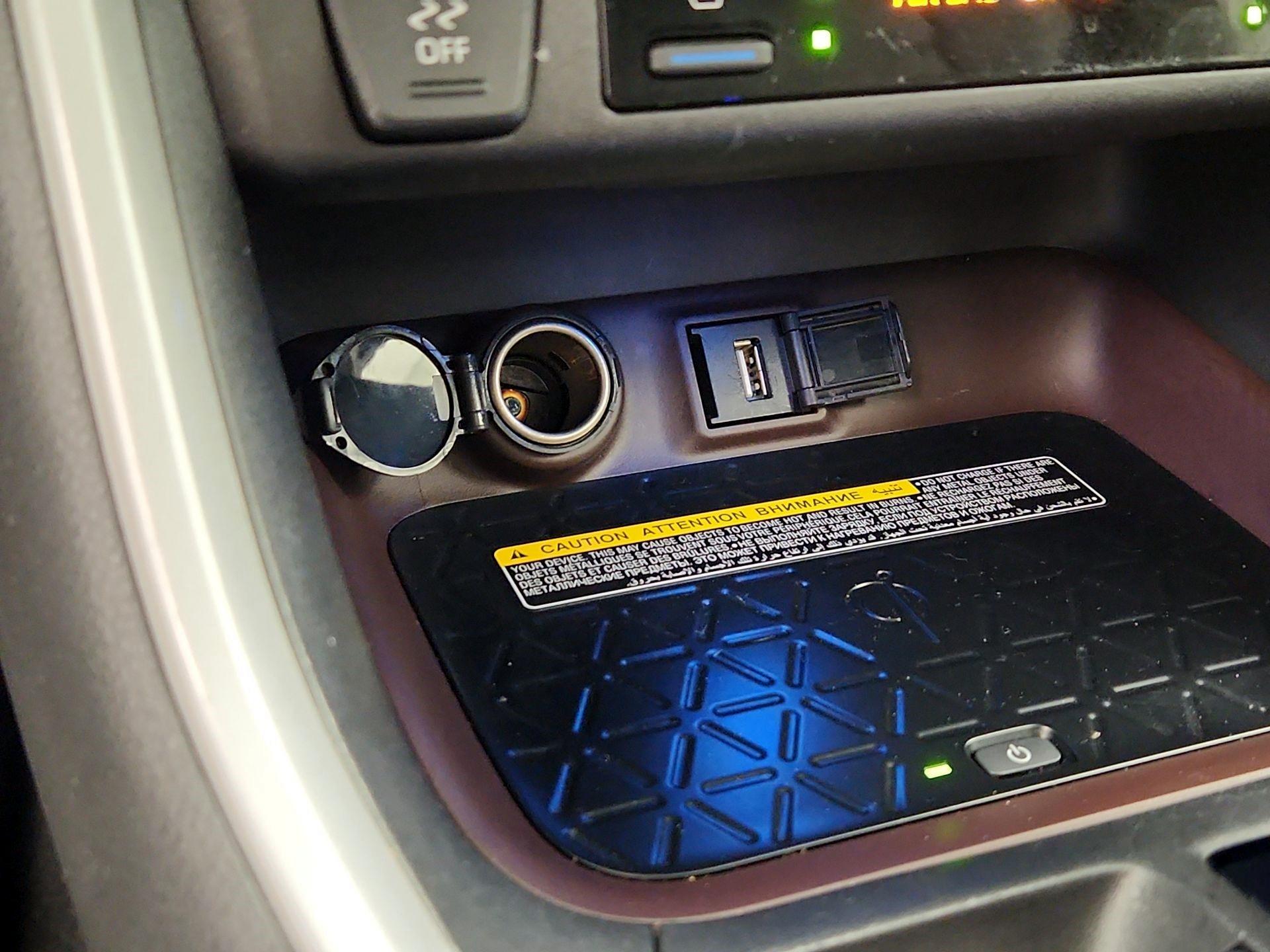 Thumbnail: 2021 Toyota RAV4 - 19
