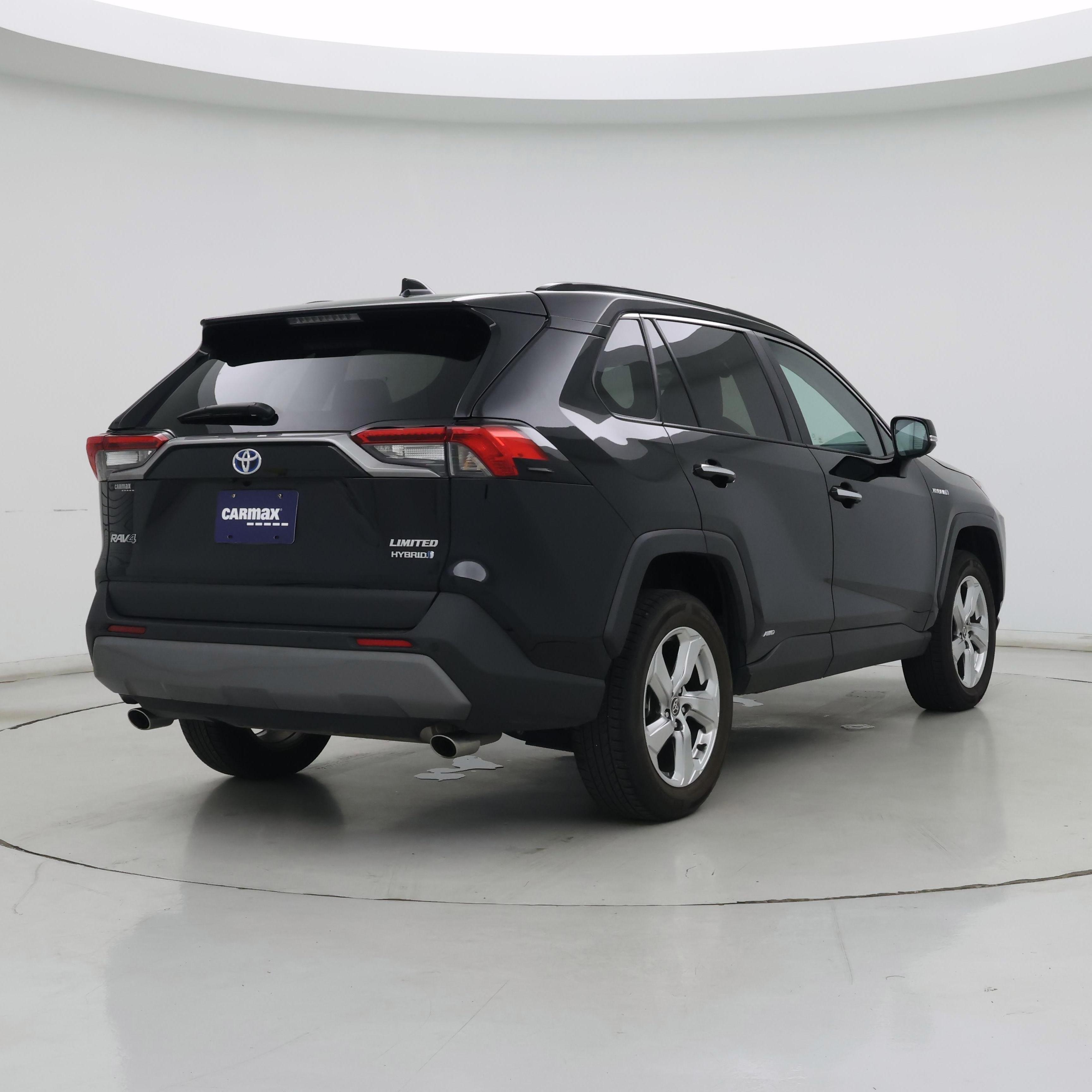 Thumbnail: 2021 Toyota RAV4 - 8