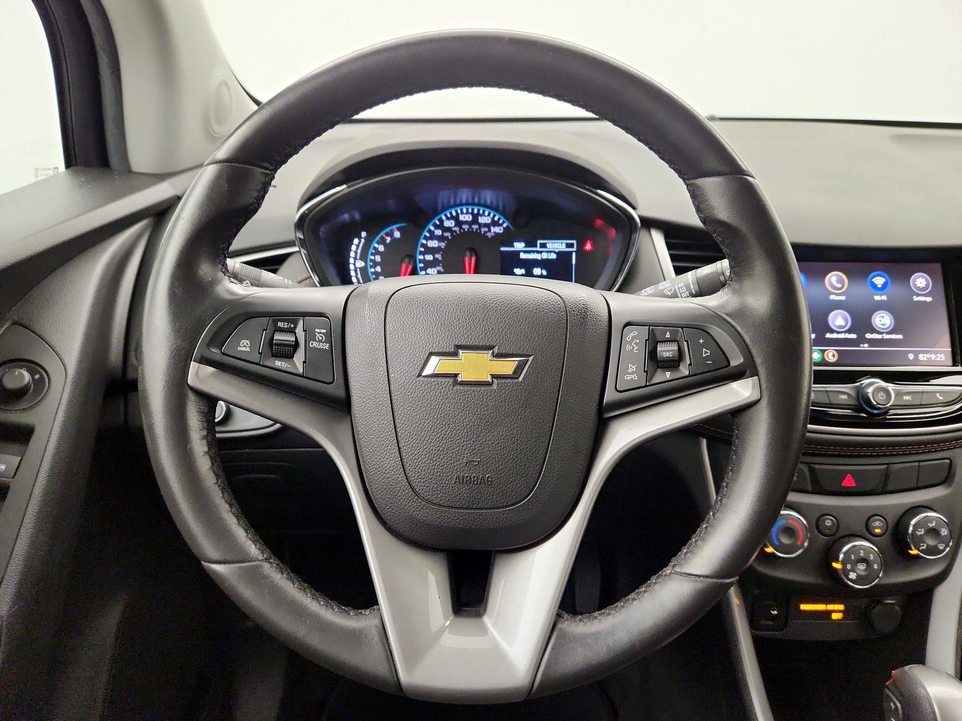Thumbnail: 2022 Chevrolet Trax - 10