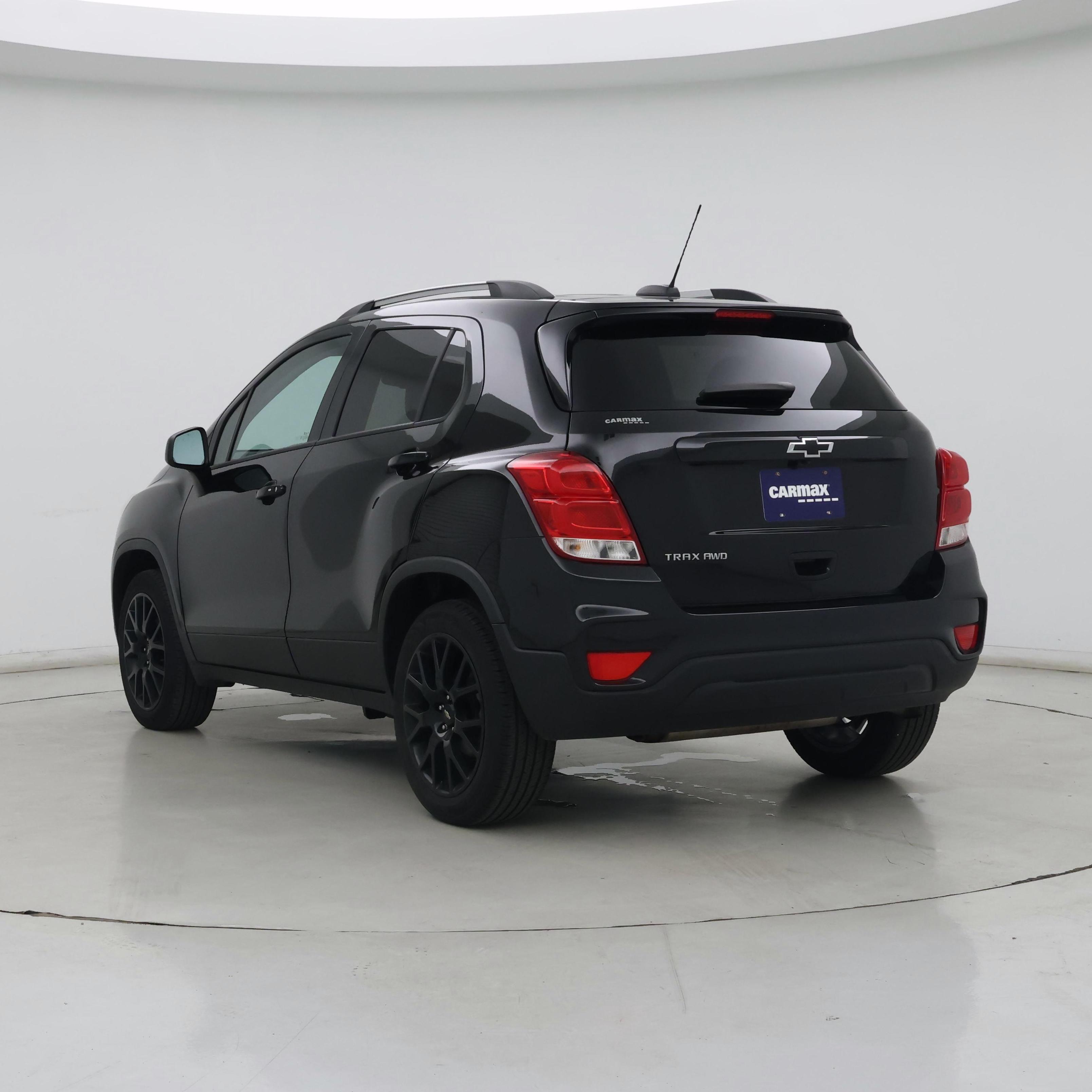 Thumbnail: 2022 Chevrolet Trax - 2