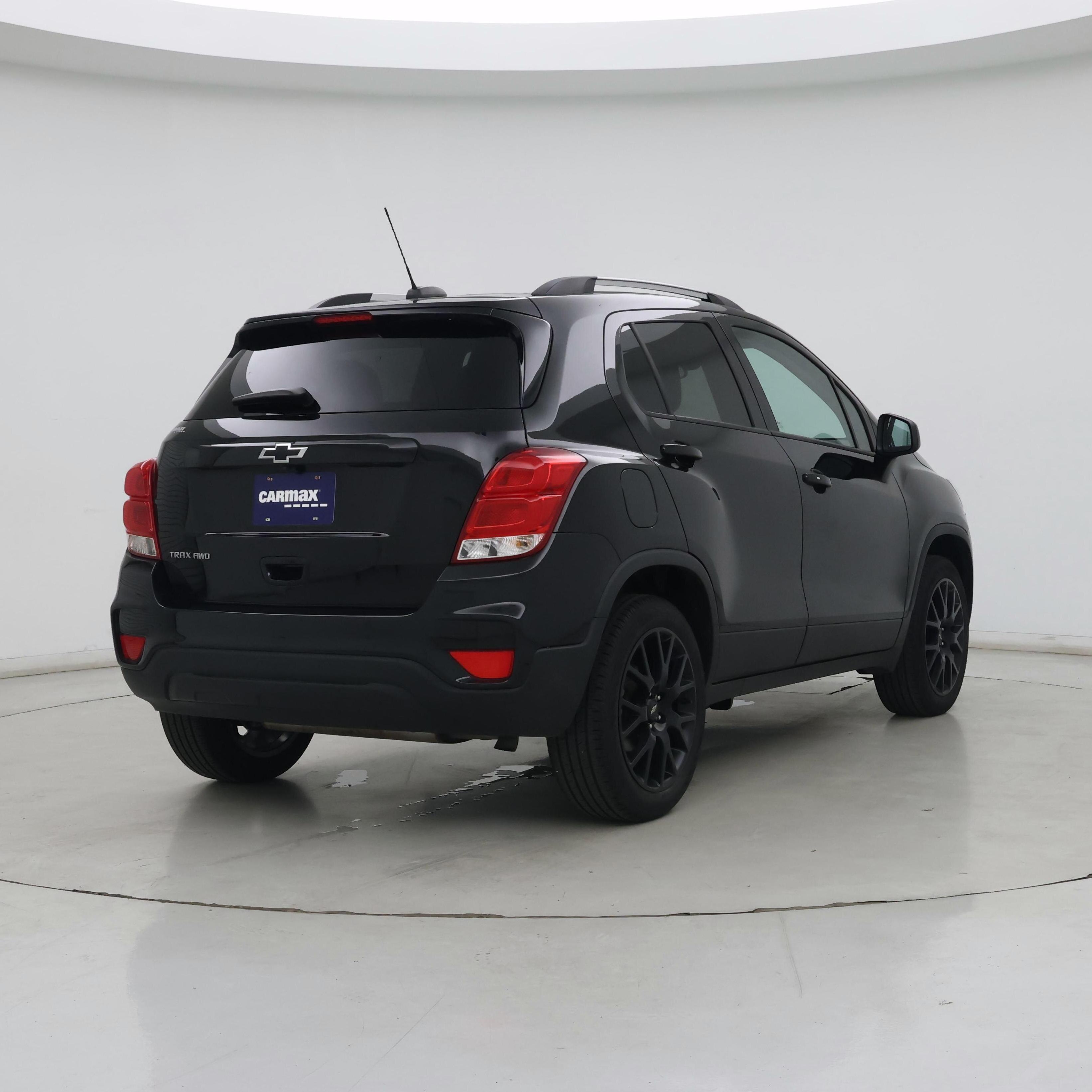 Thumbnail: 2022 Chevrolet Trax - 8