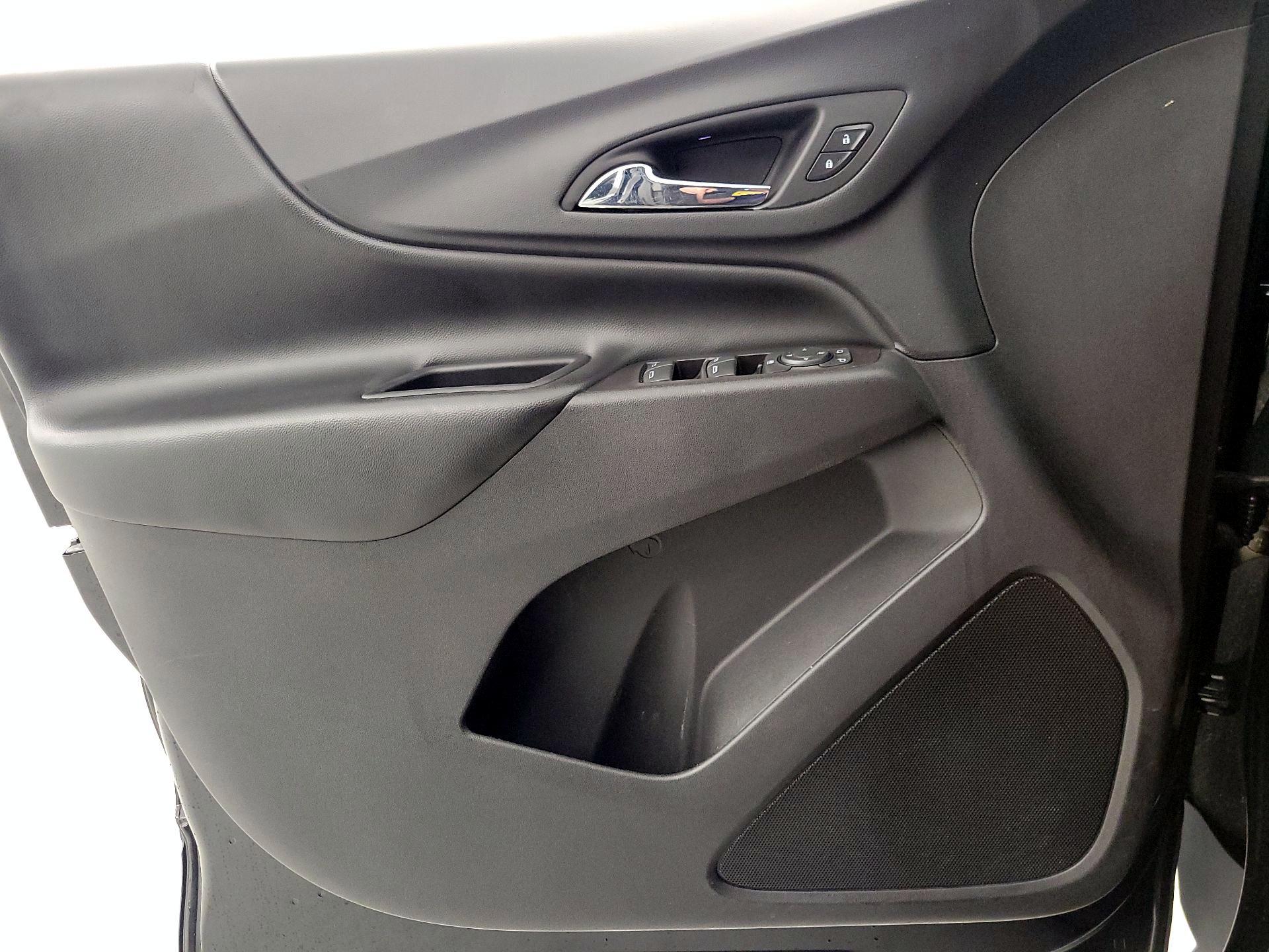 Thumbnail: 2020 Chevrolet Equinox - 12