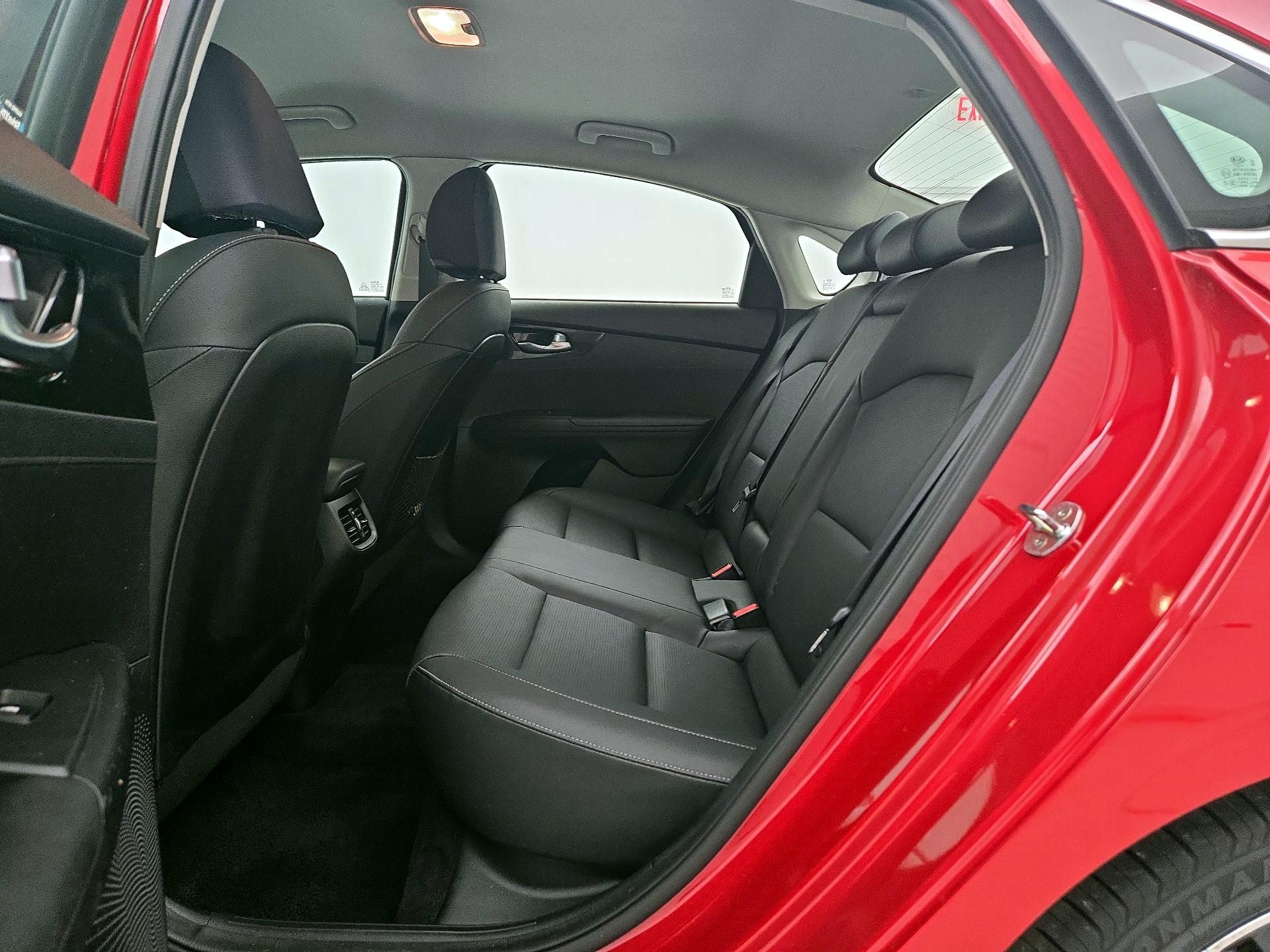 Thumbnail: 2020 Kia Forte - 19
