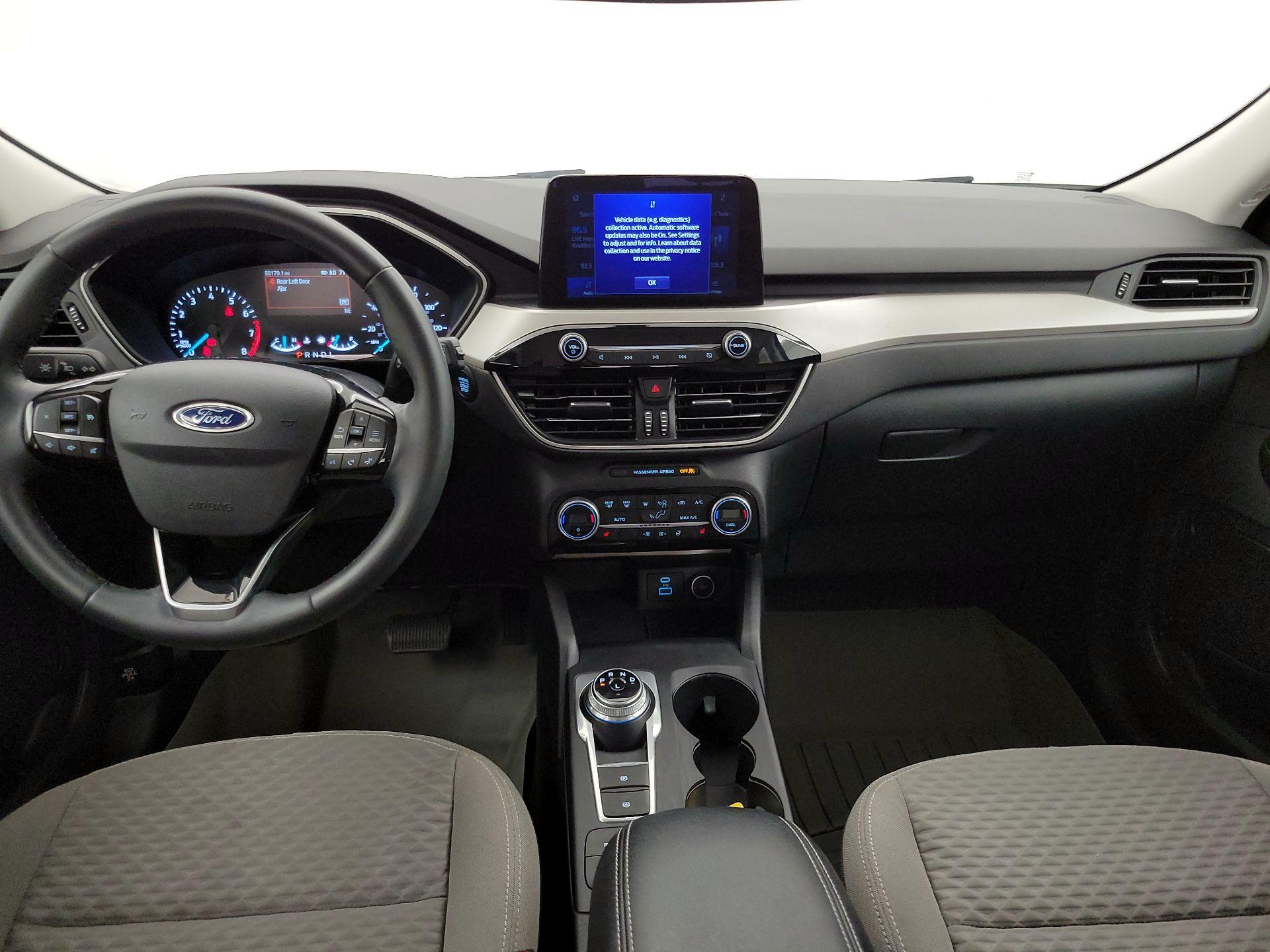 Thumbnail: 2021 Ford Escape - 9