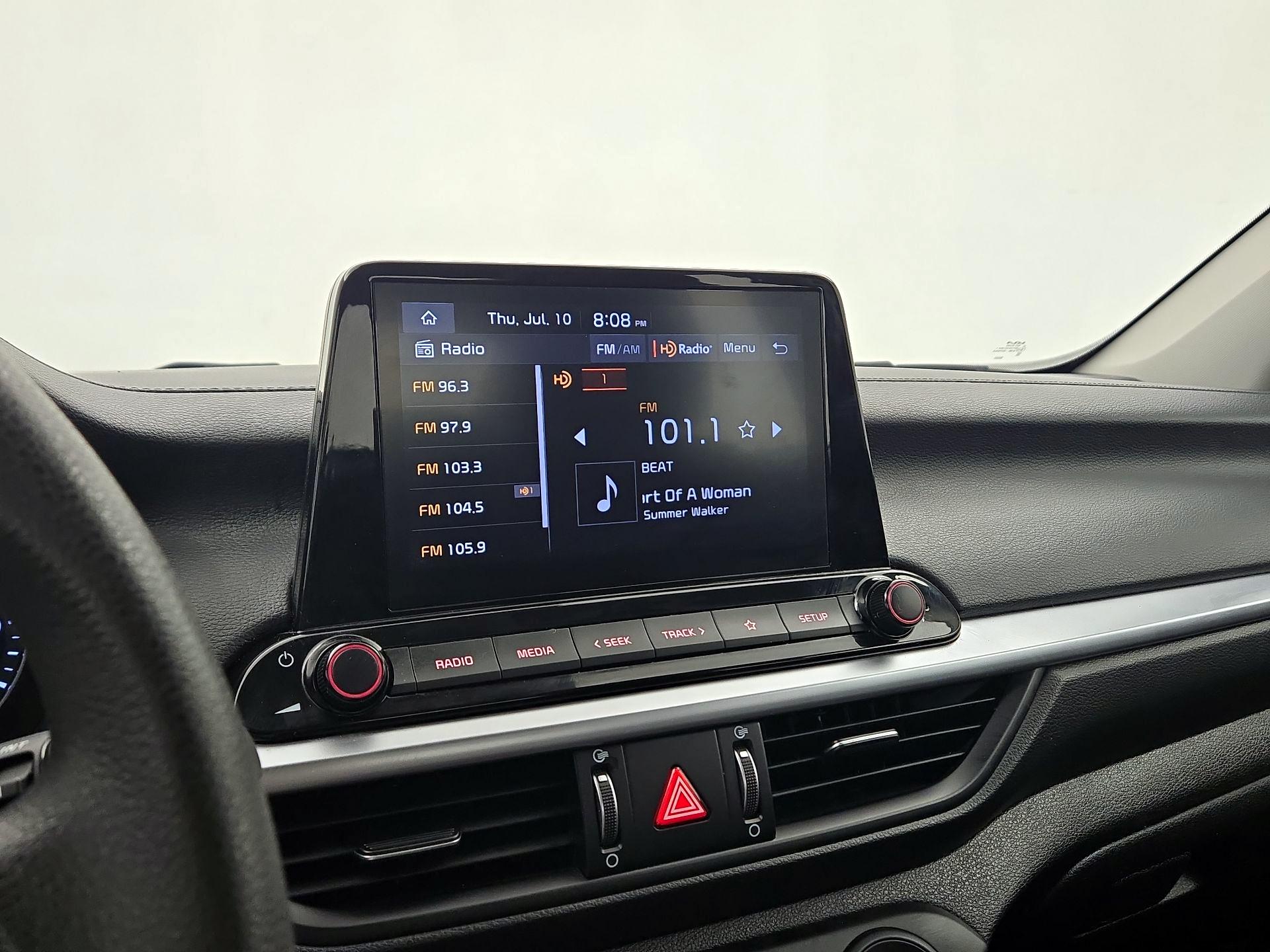 Thumbnail: 2022 Kia Forte - 15