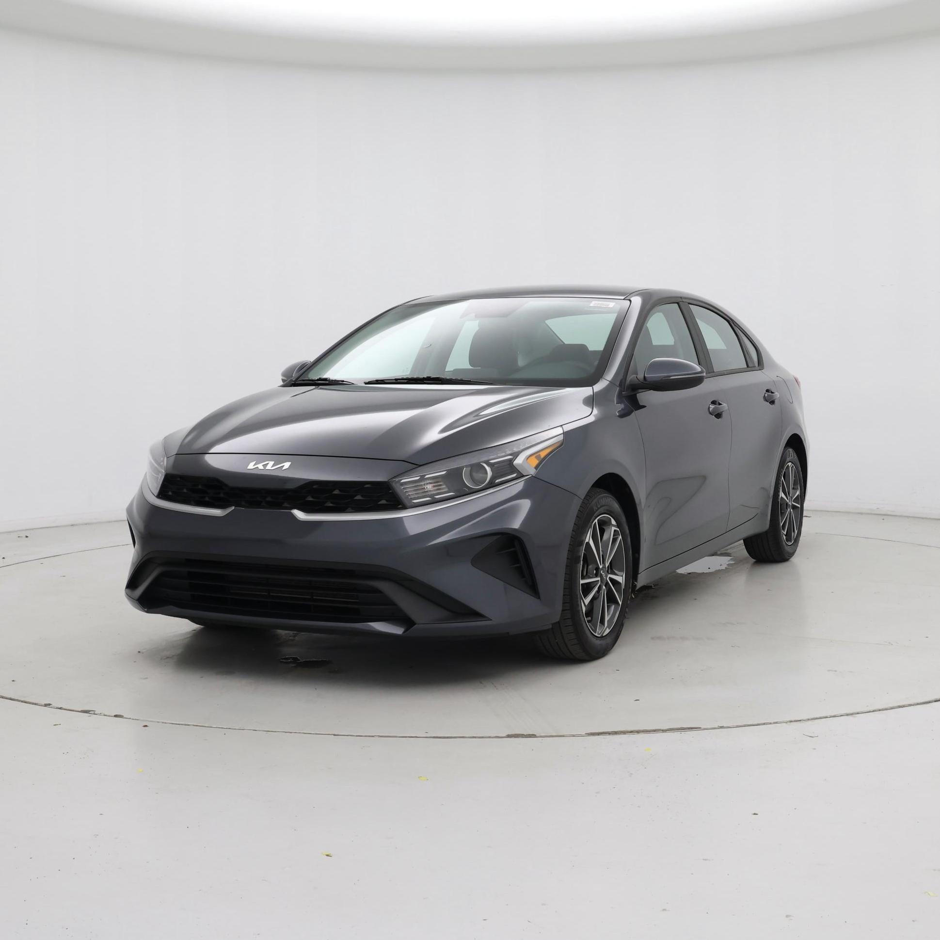 Thumbnail: 2022 Kia Forte - 4