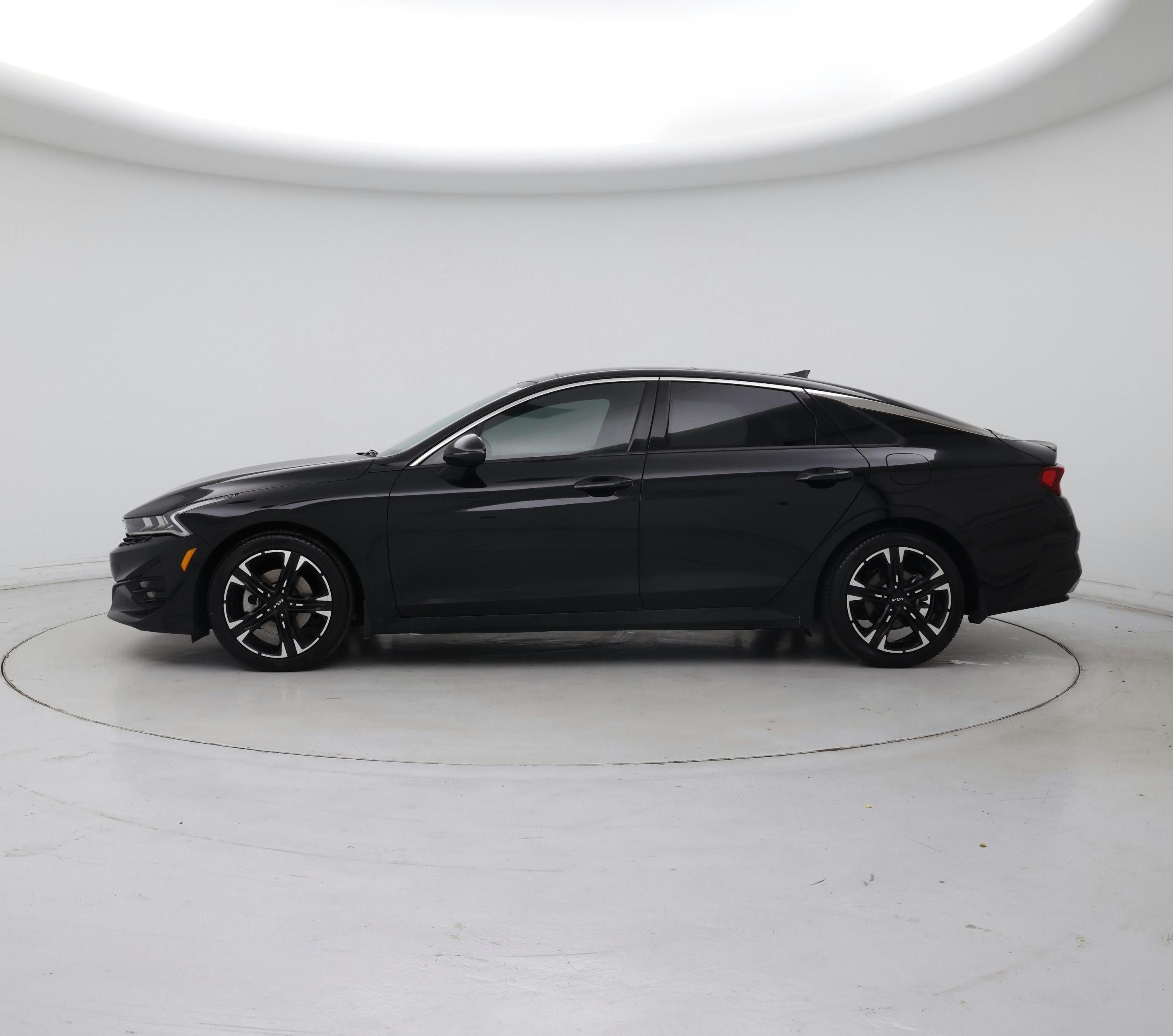 Thumbnail: 2022 Kia K5 - 3