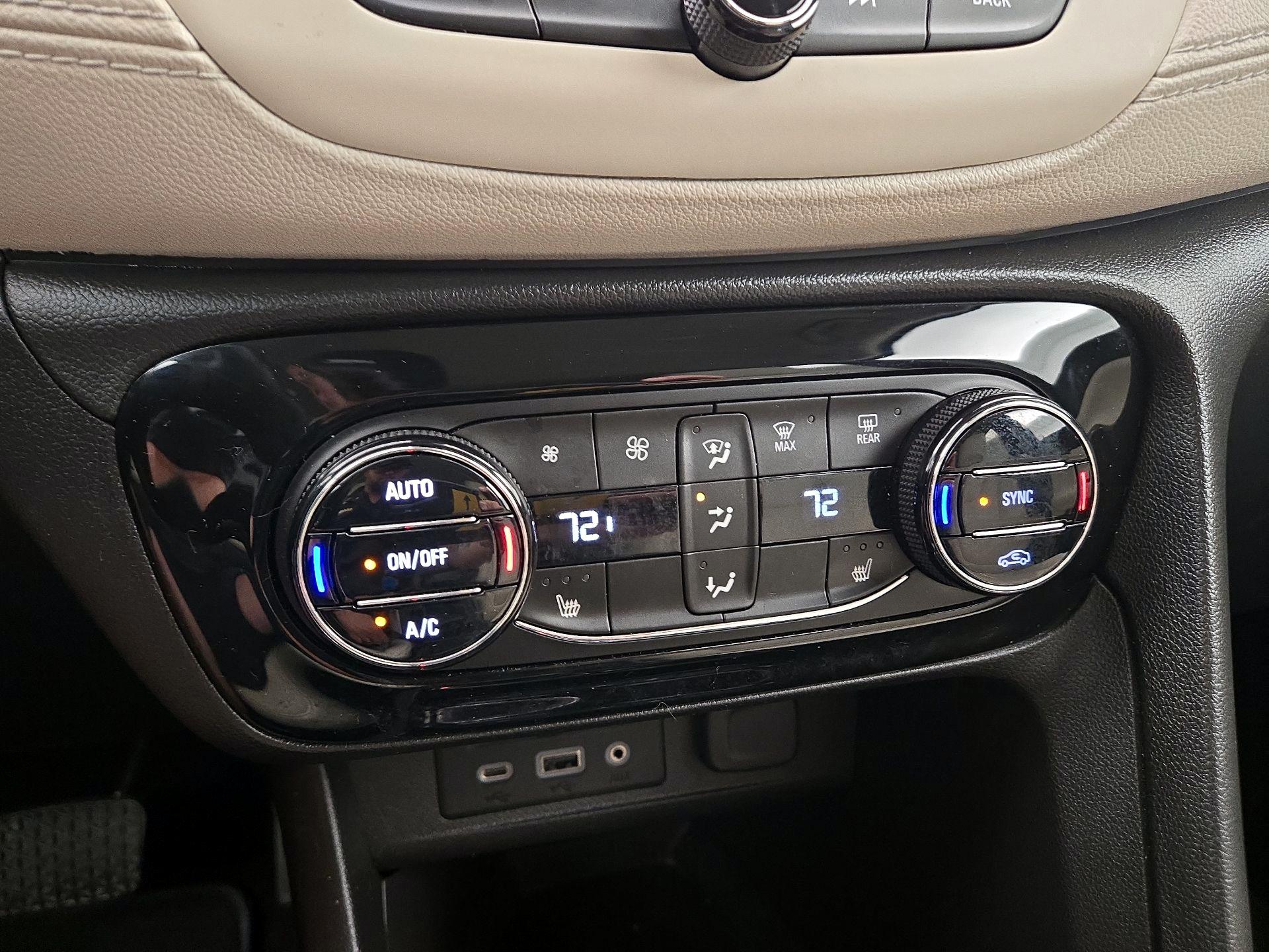 Thumbnail: 2021 Buick Encore GX - 17