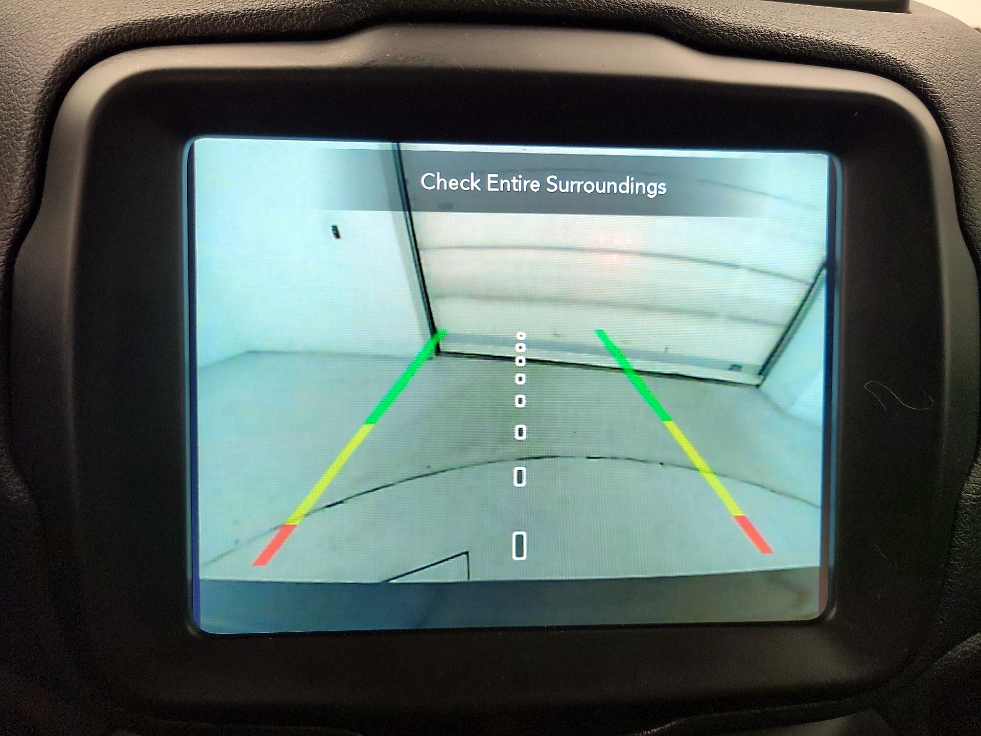 Thumbnail: 2021 Jeep Renegade - 15