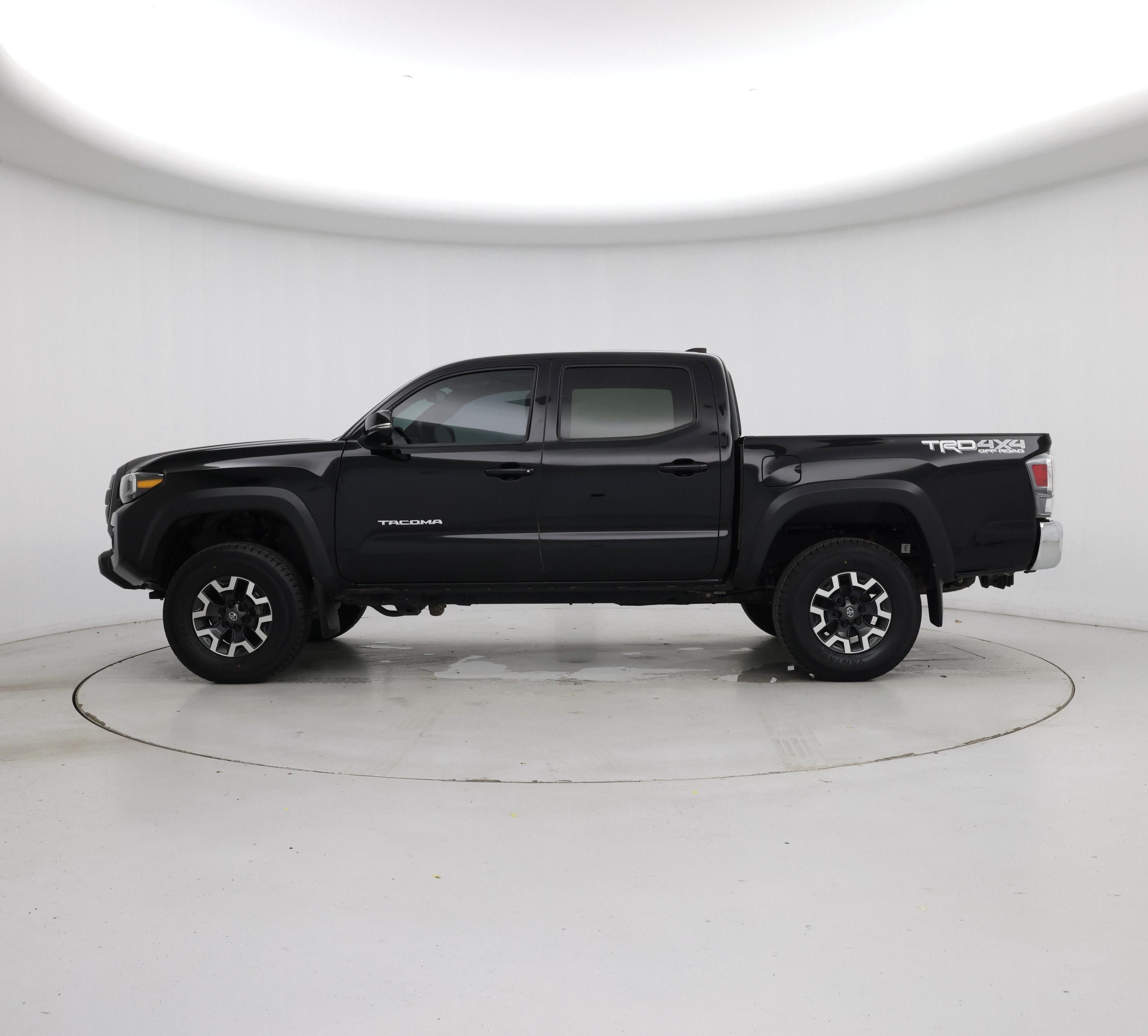 Thumbnail: 2022 Toyota Tacoma - 3