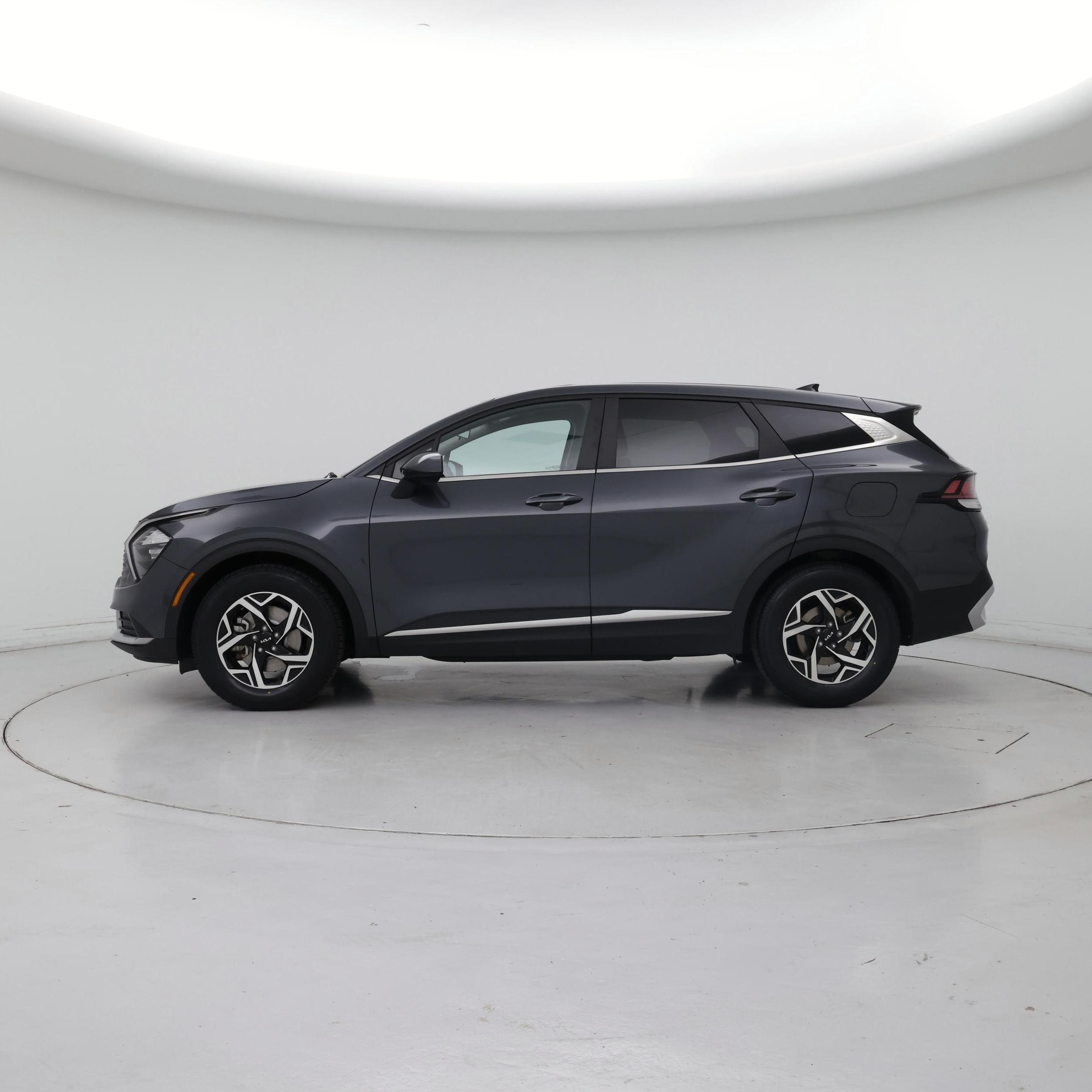 Thumbnail: 2023 Kia Sportage - 3