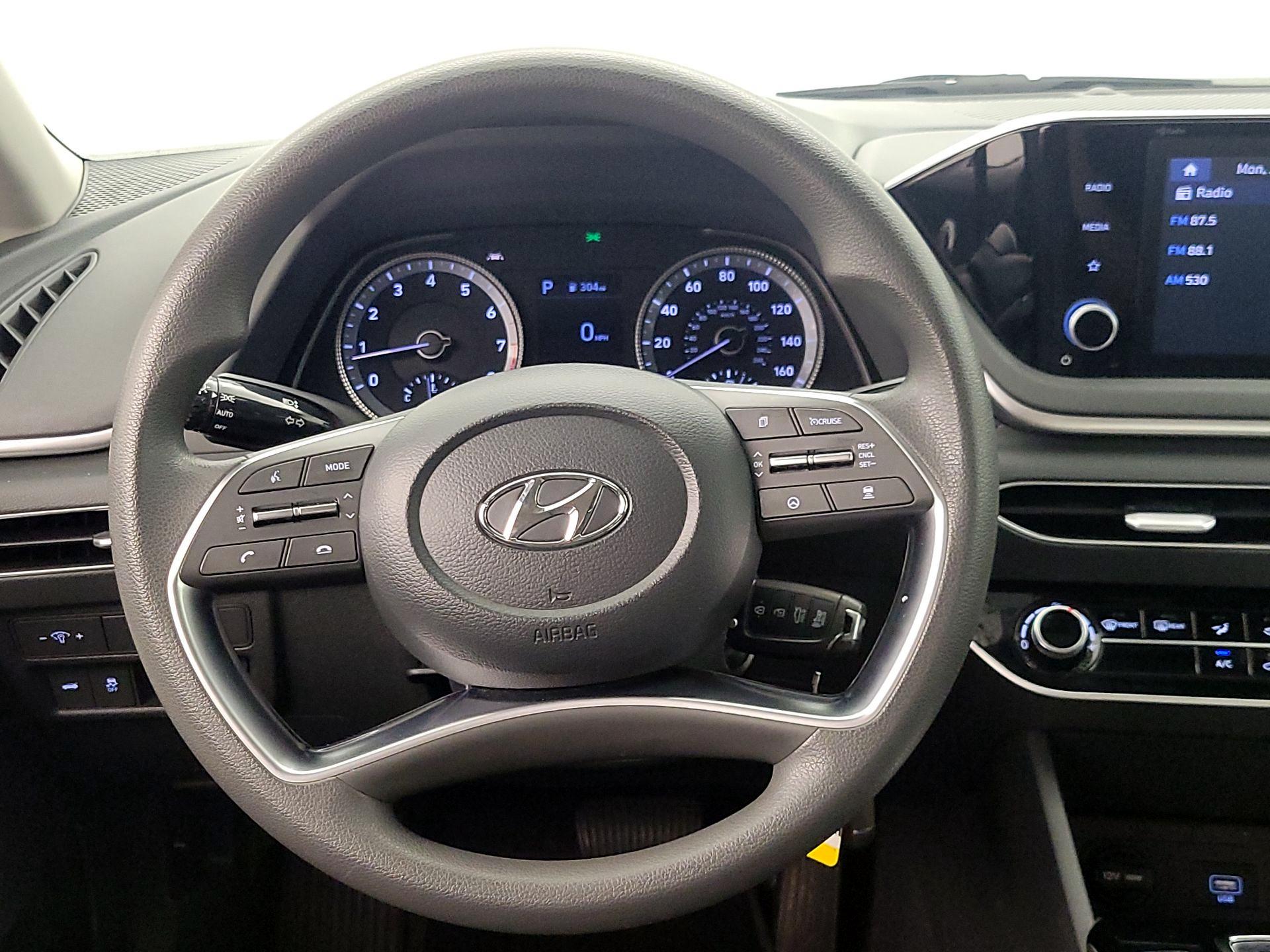 Thumbnail: 2022 Hyundai Sonata - 10