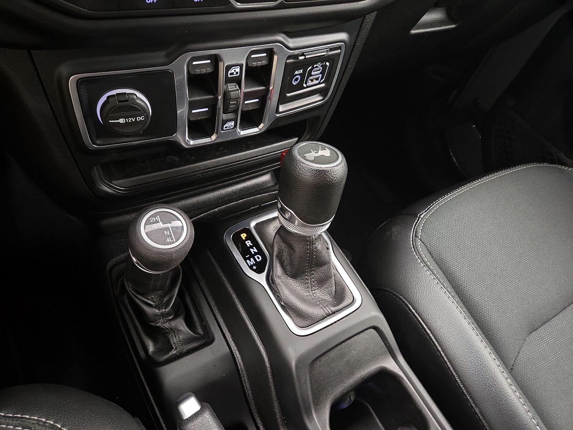 Thumbnail: 2020 Jeep Wrangler - 17