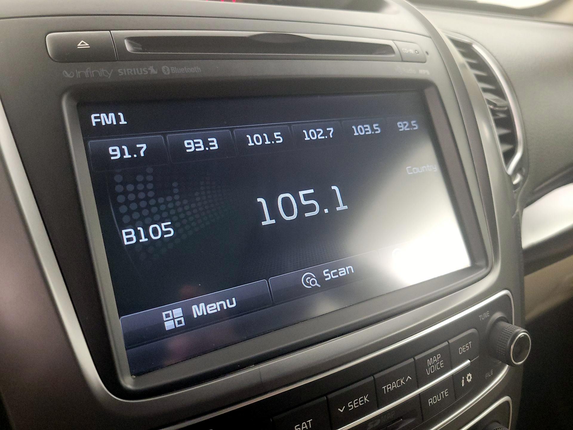 Thumbnail: 2015 Kia Sorento - 16