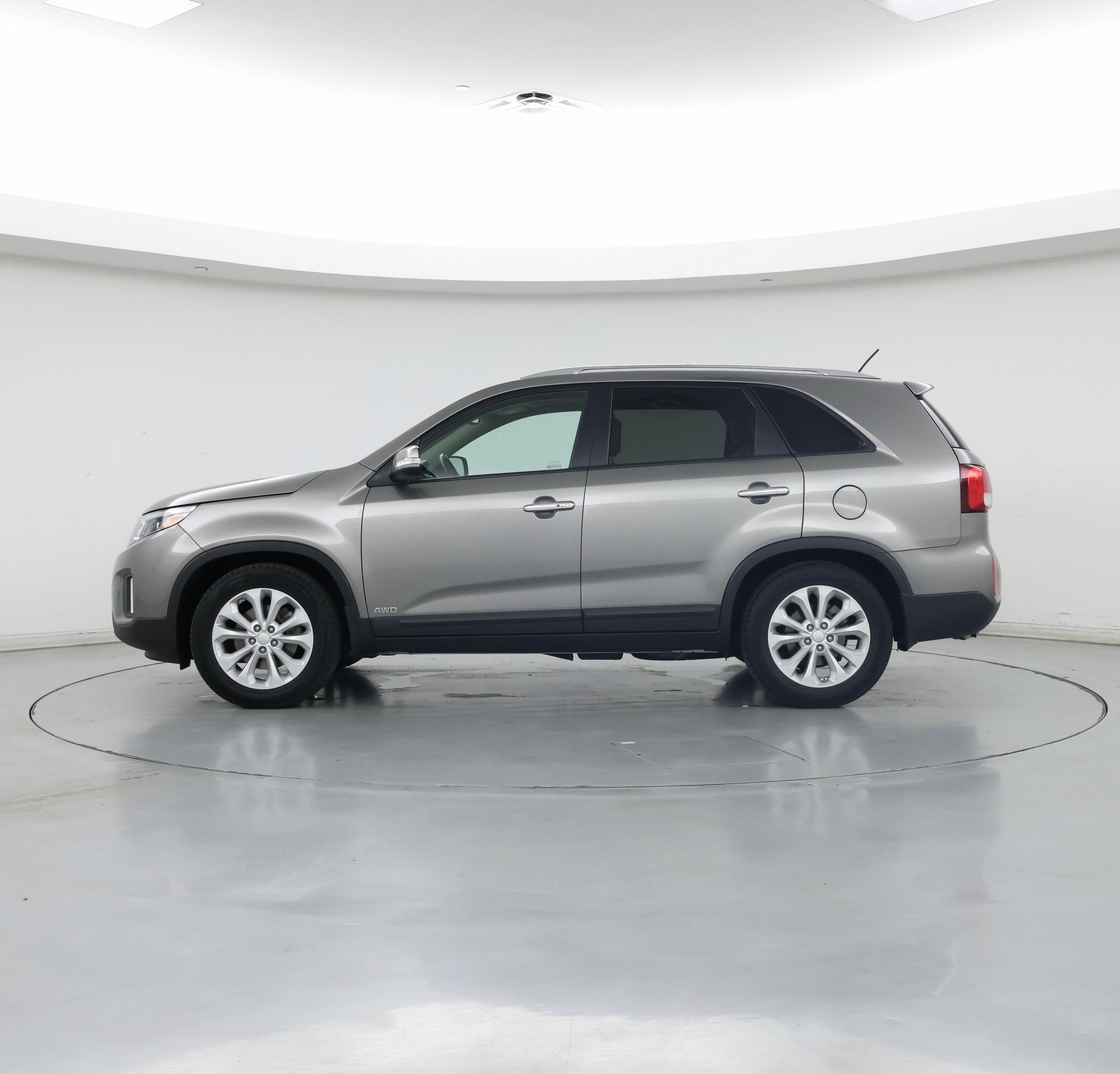 Thumbnail: 2015 Kia Sorento - 3