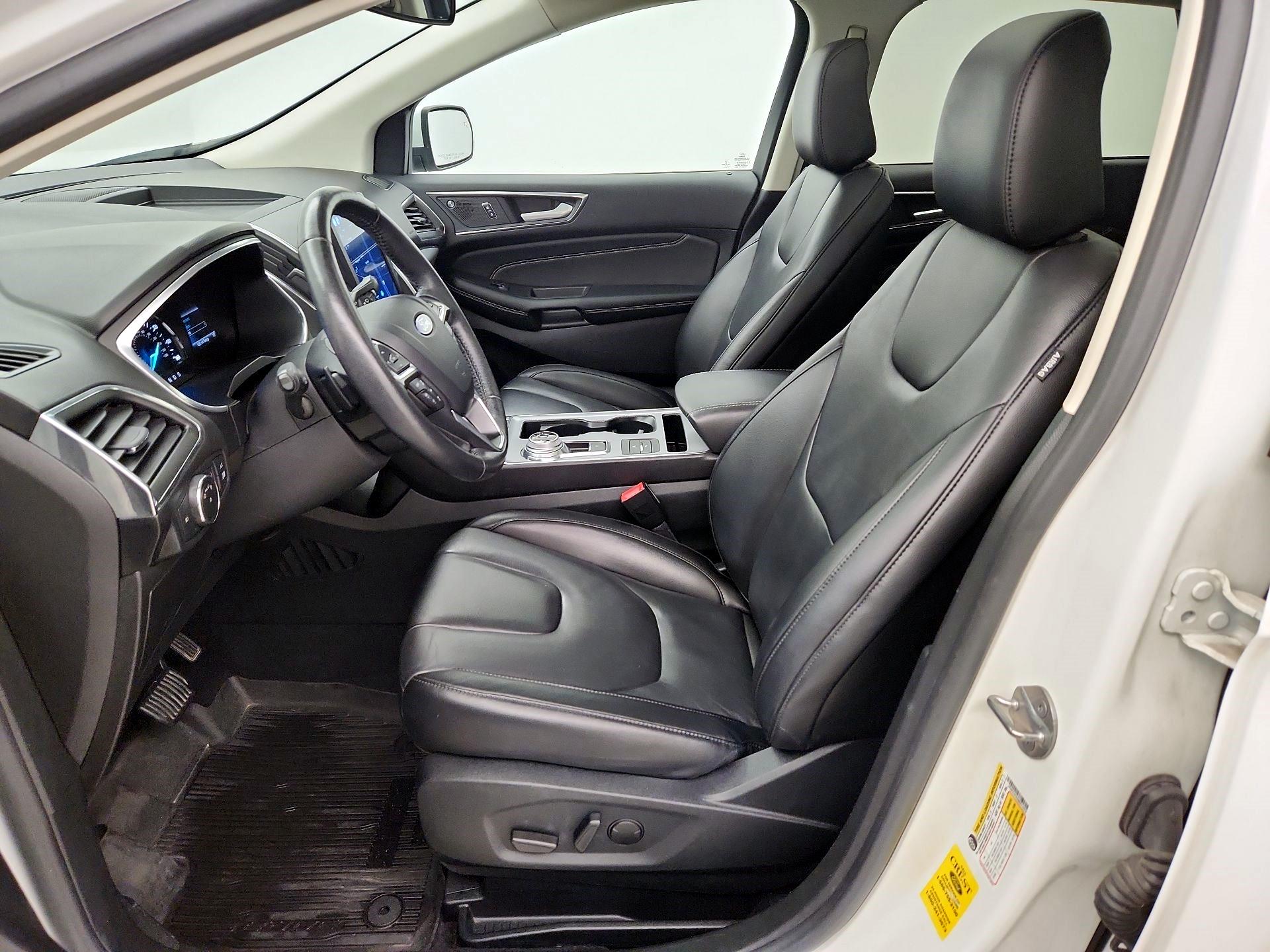 Thumbnail: 2021 Ford Edge - 11